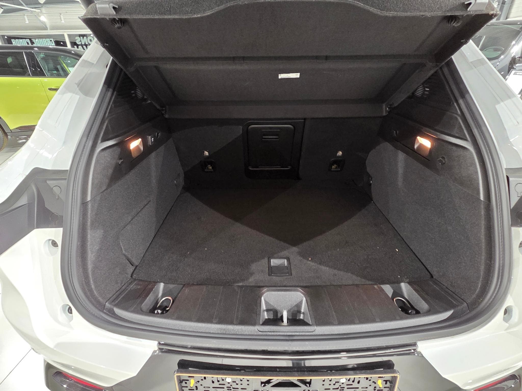 Alfa-Romeo Tonale TI 1.5 HYBRID DCT 160 CV (2025) - Photo 6