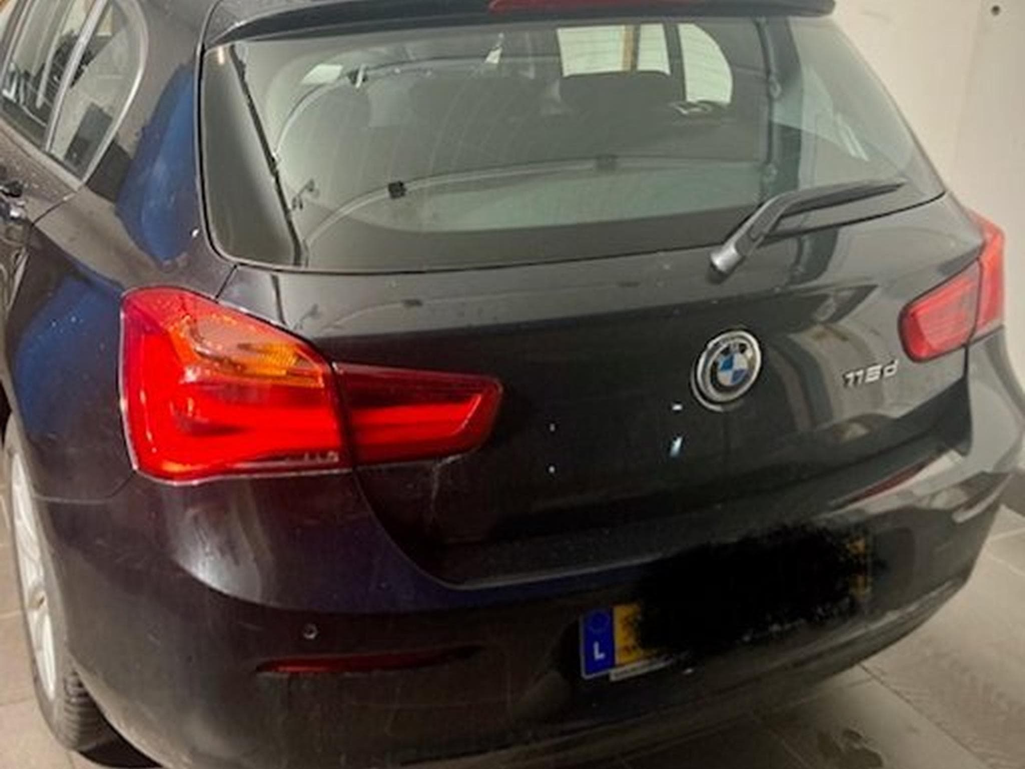 BMW 116 Hatchback (2017) - Foto 2