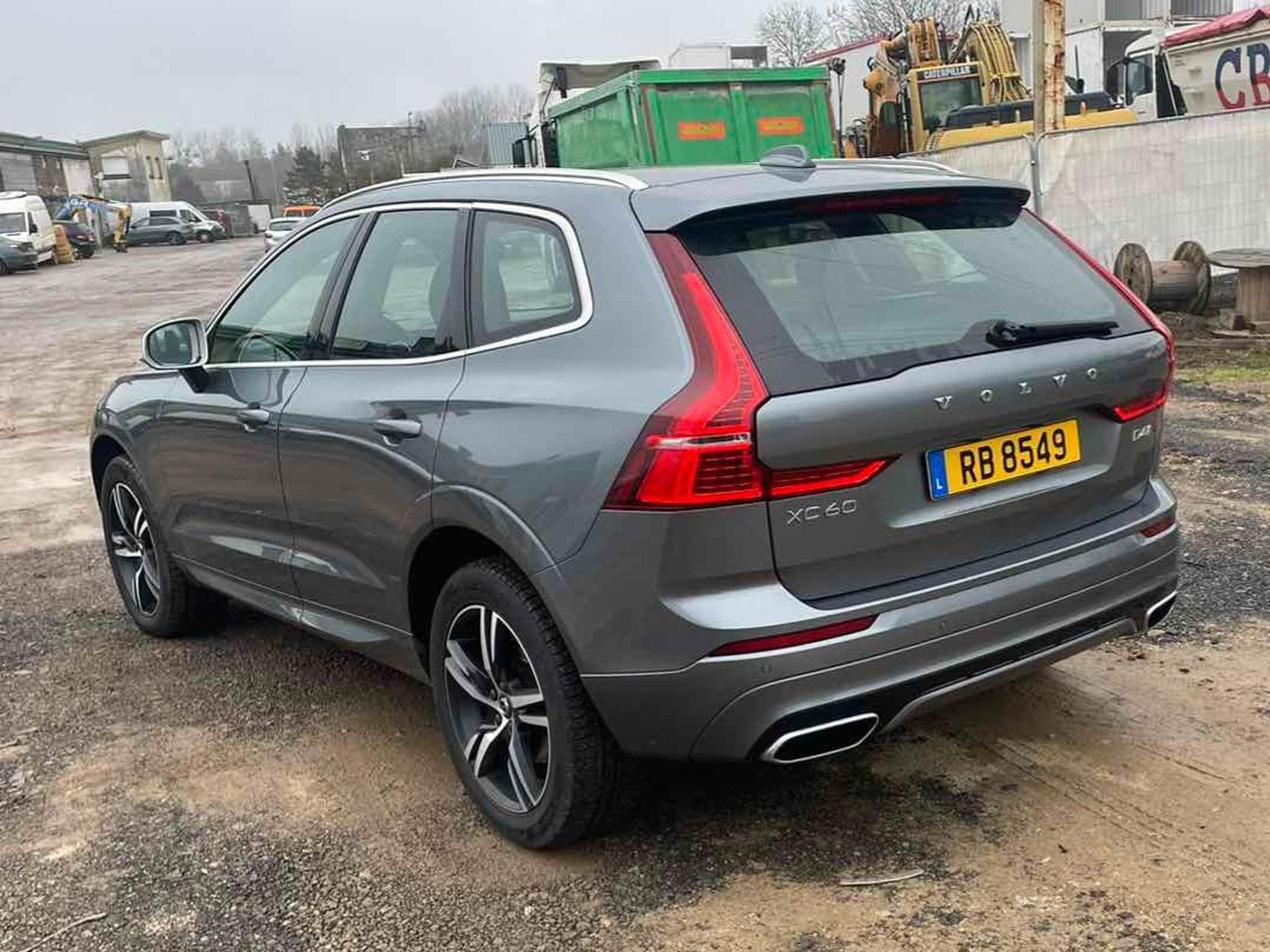 Volvo XC60 R-Line (2018) - Photo 2