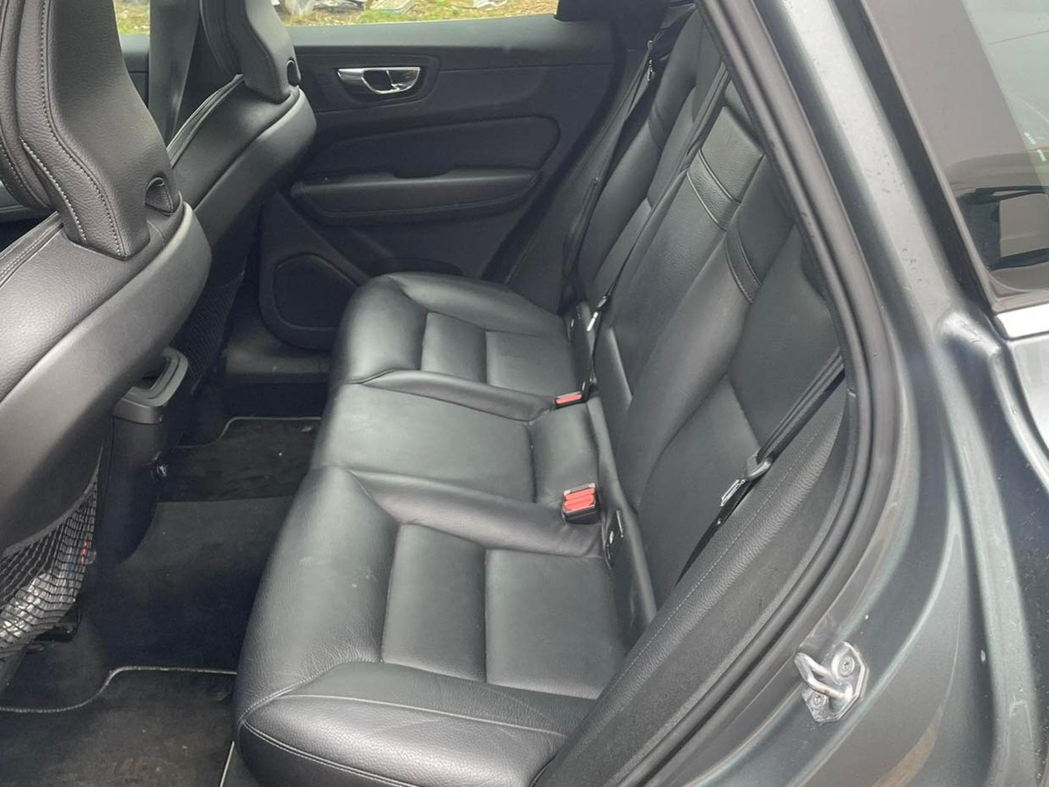 Volvo XC60 R-Line (2018) - Photo 4