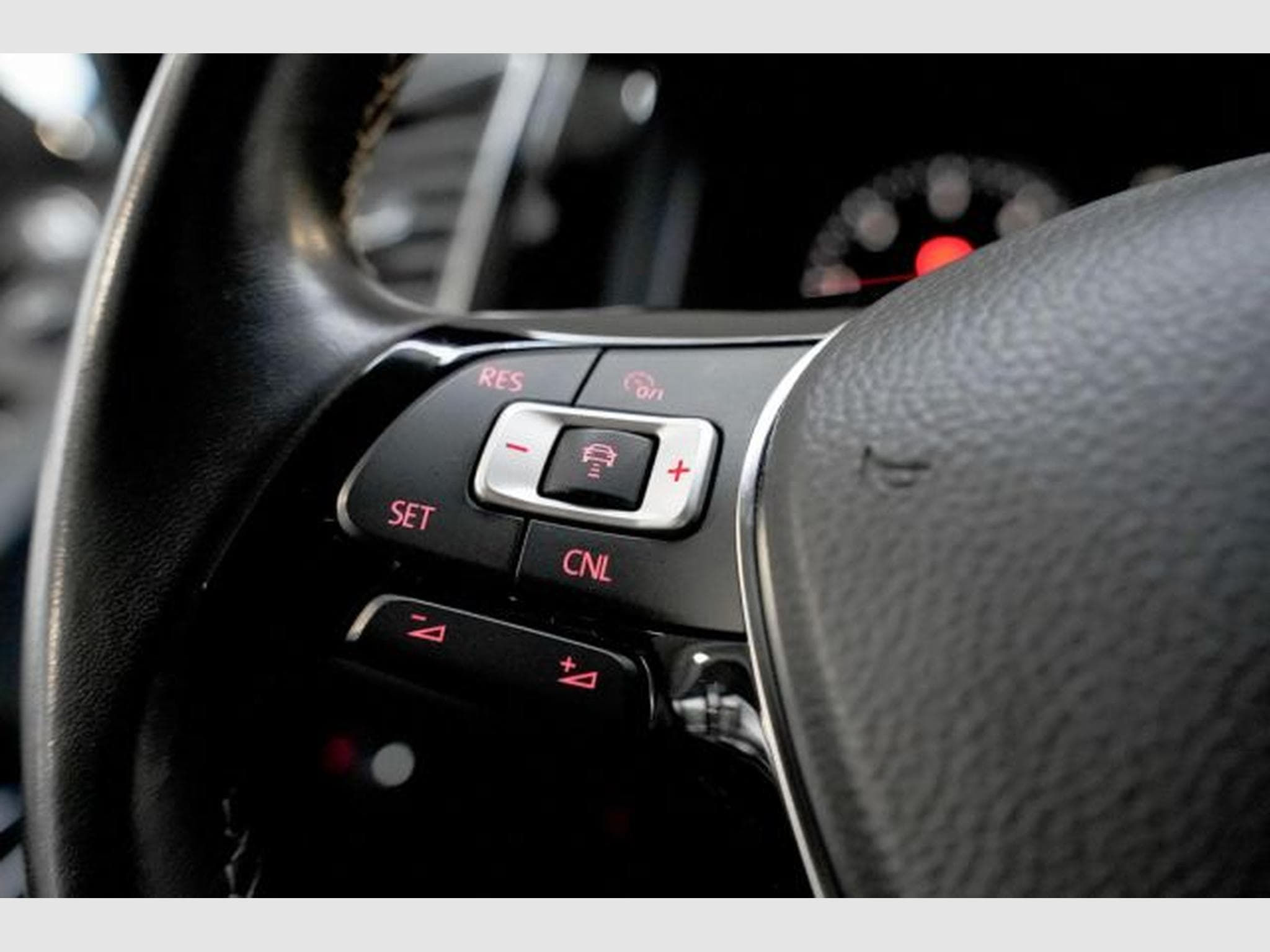 VW T6.1 T6 Multivan 2.0 TDI DSG Generation Six 4Mo. AHK (2018) - Foto 14