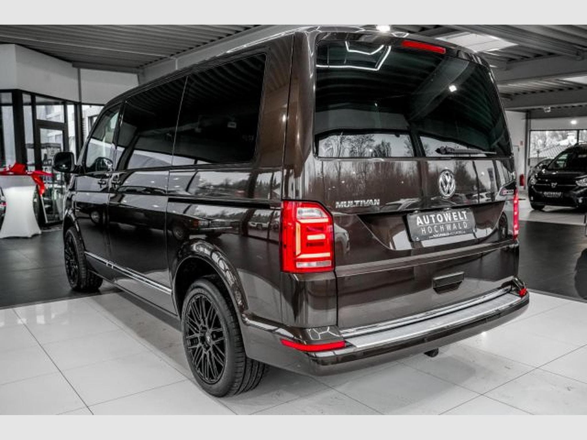 VW T6.1 T6 Multivan 2.0 TDI DSG Generation Six 4Mo. AHK (2018) - Foto 10