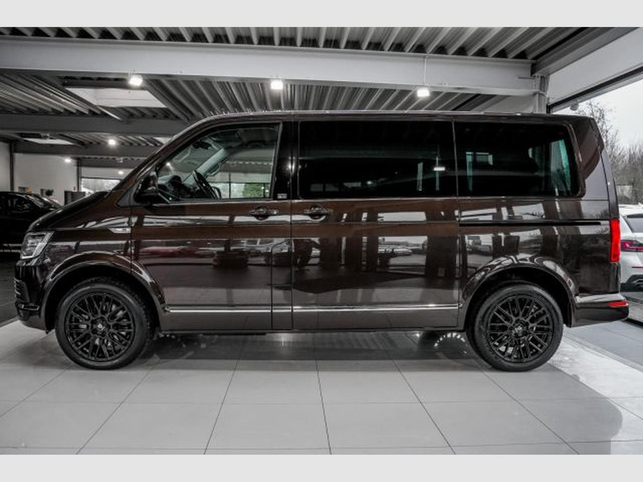 VW T6.1 T6 Multivan 2.0 TDI DSG Generation Six 4Mo. AHK (2018) - Foto 11