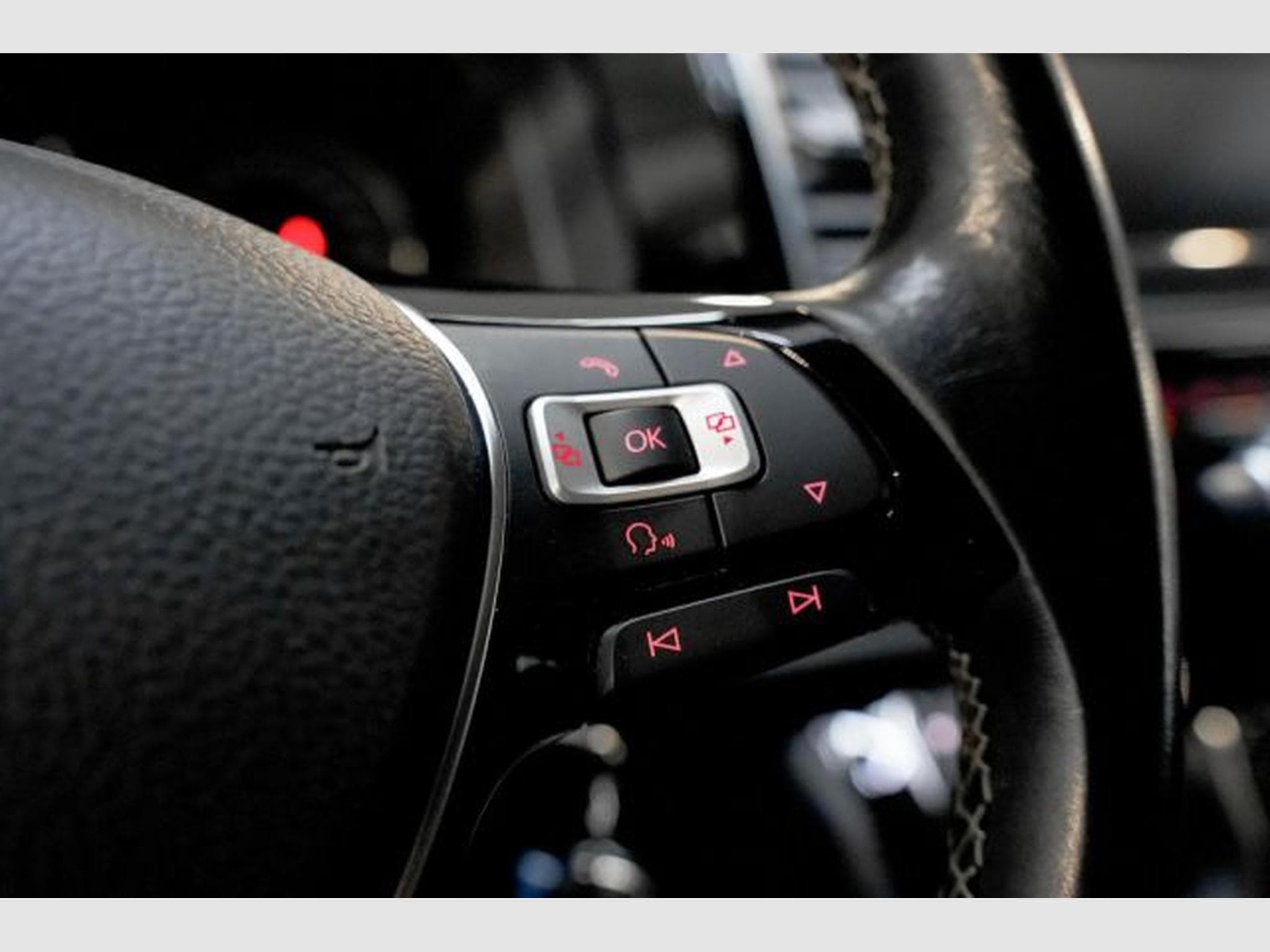 VW T6.1 T6 Multivan 2.0 TDI DSG Generation Six 4Mo. AHK (2018) - Foto 15