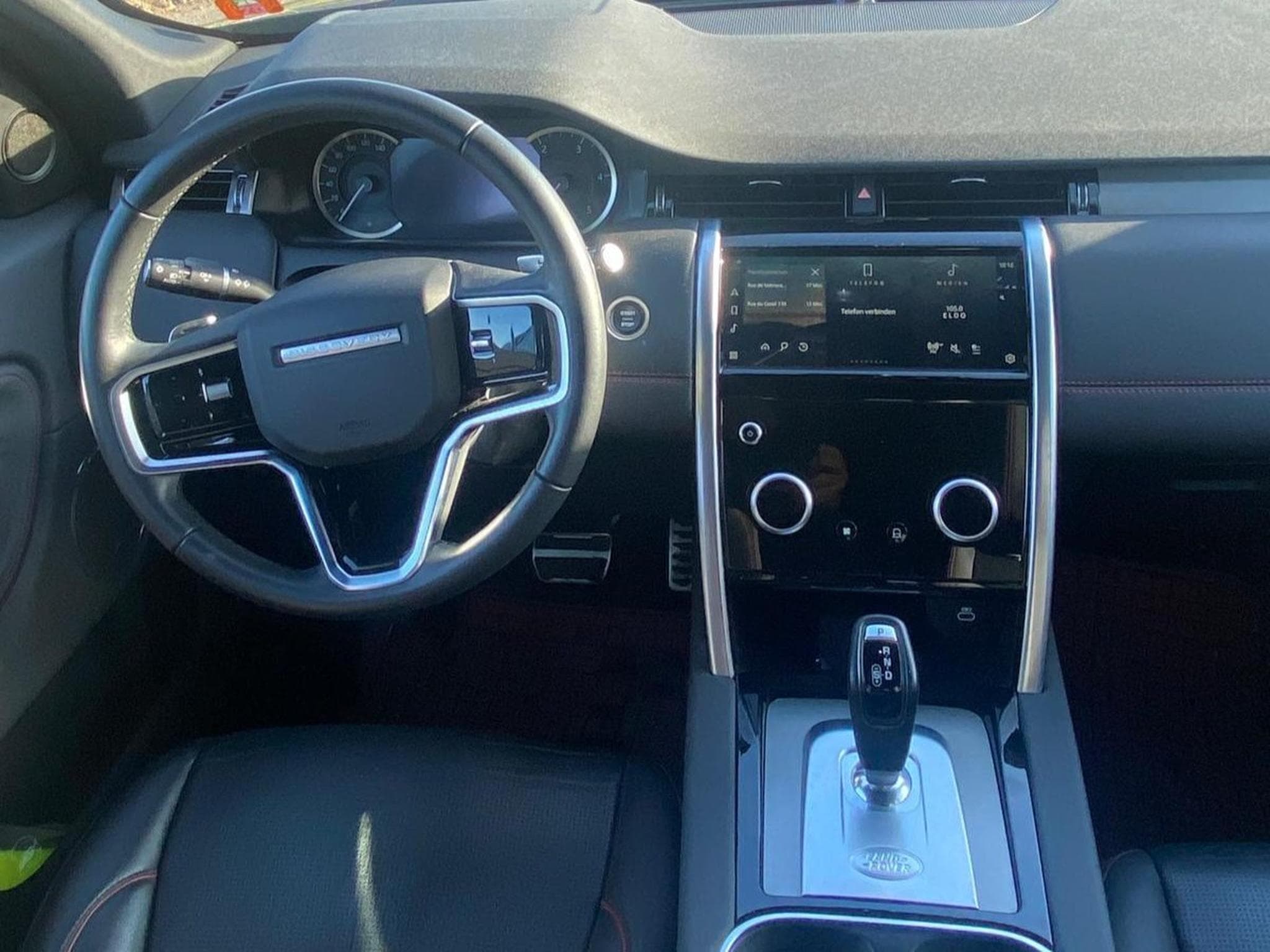 Land-Rover Discovery Sport R dynamic AWD (2022) - Photo 3