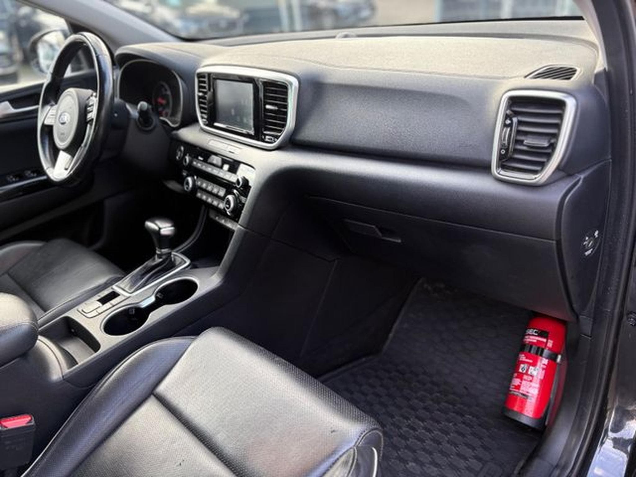 Kia Sportage SPORTAGE*AUT*LEDER*WINTERPAKET*2.HD*KAMERA*TOP (2019) - Foto 15