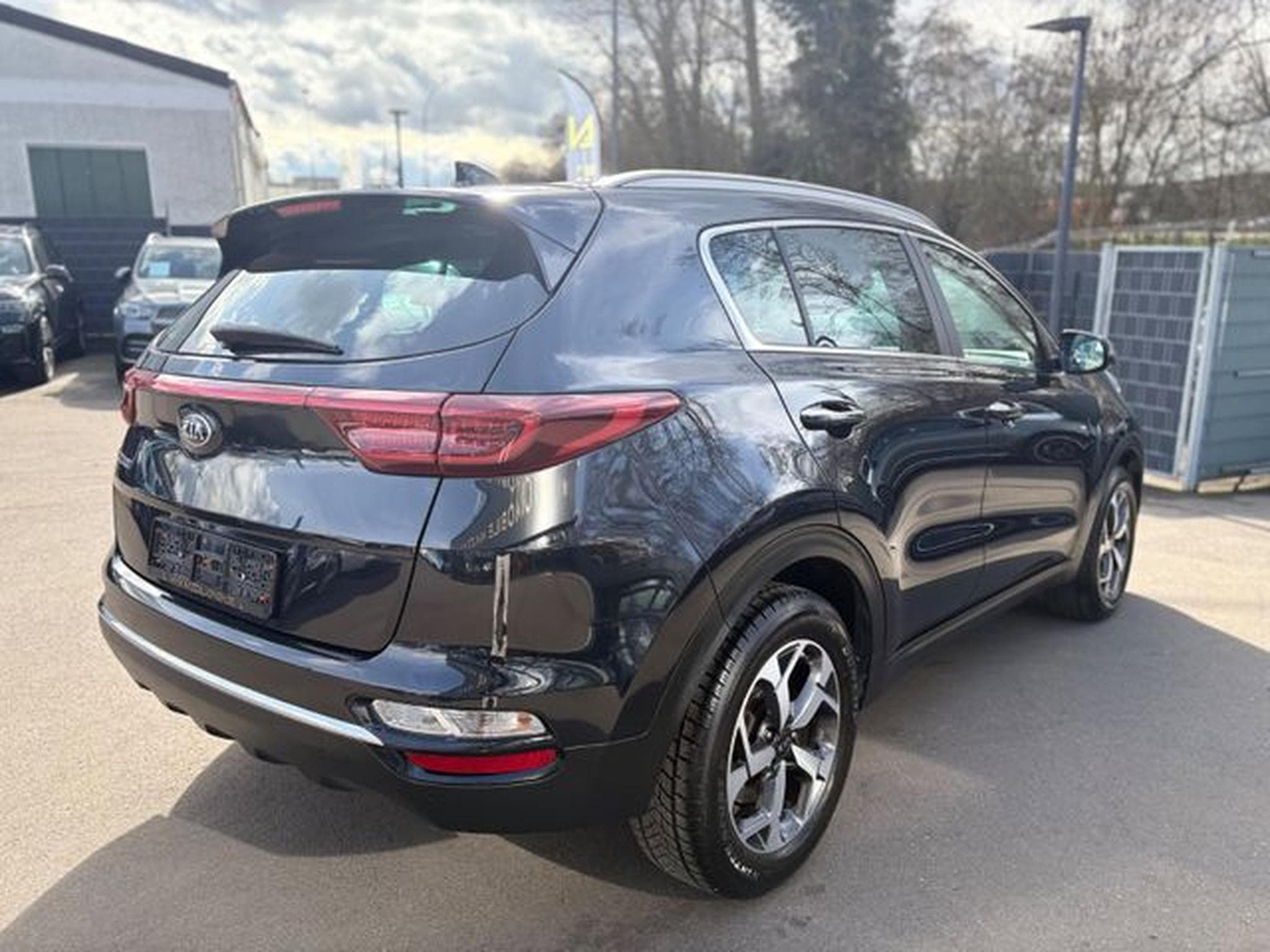 Kia Sportage SPORTAGE*AUT*LEDER*WINTERPAKET*2.HD*KAMERA*TOP (2019) - Foto 7
