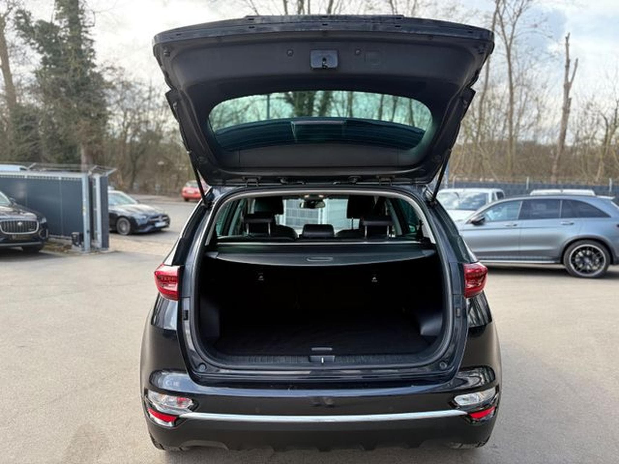 Kia Sportage SPORTAGE*AUT*LEDER*WINTERPAKET*2.HD*KAMERA*TOP (2019) - Foto 9