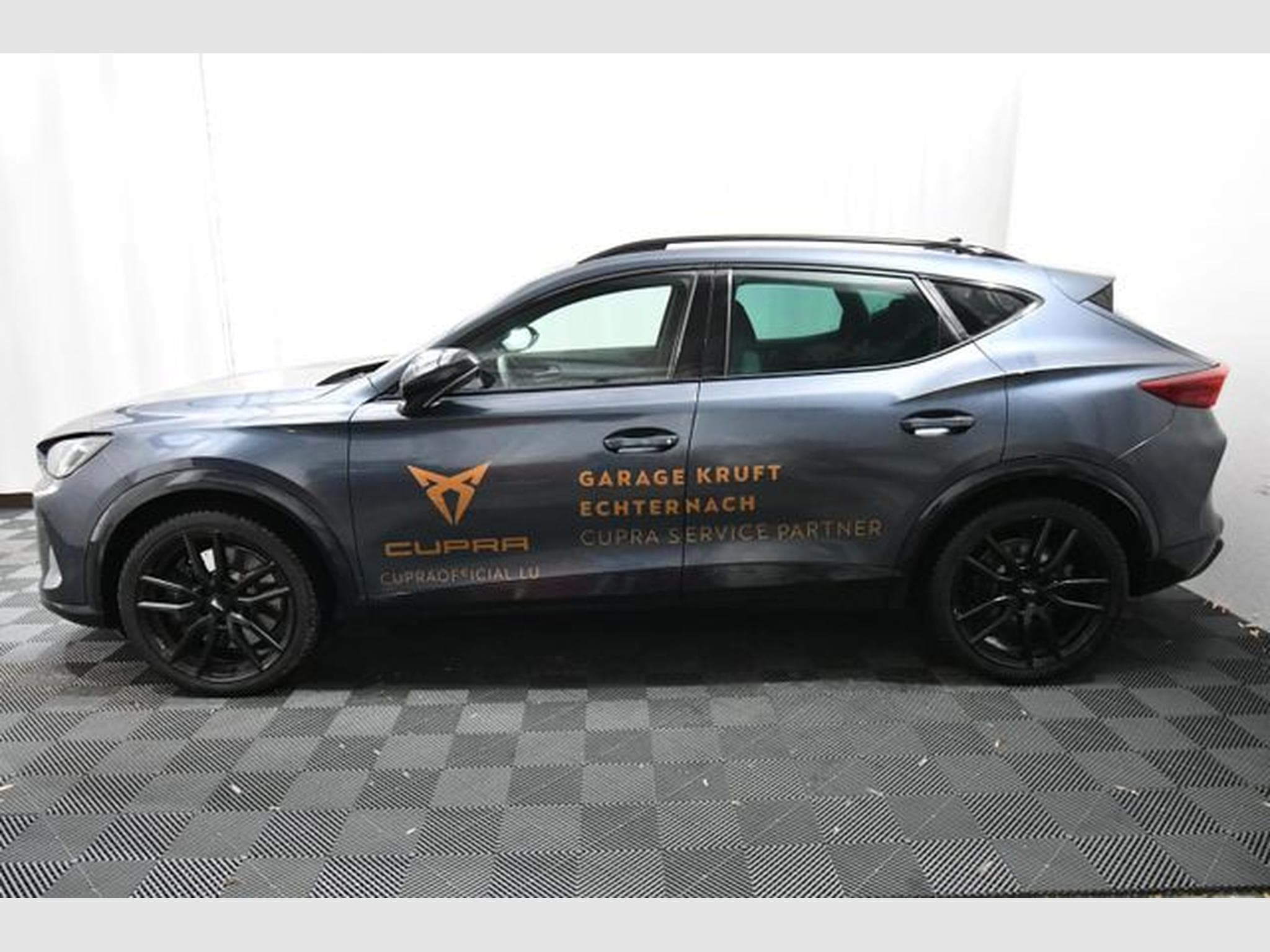 Cupra Formentor Formentor VZ 2.0 TSI 4Drive, AHK, DCC, ACC, 19" (2025) - Photo 2