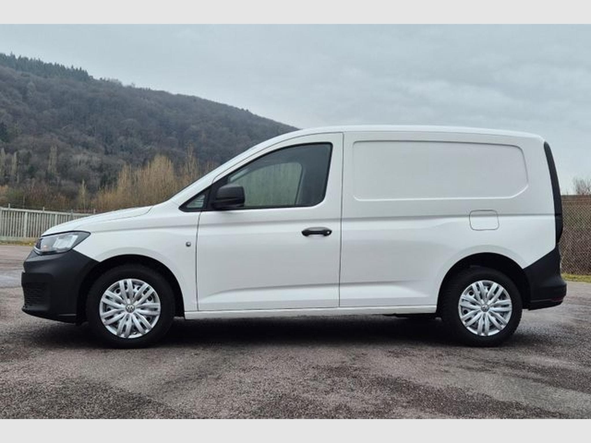 VW Caddy 2.0 TDI Cargo Basis, Carplay, AHK, Klima. (2021) - Photo 2