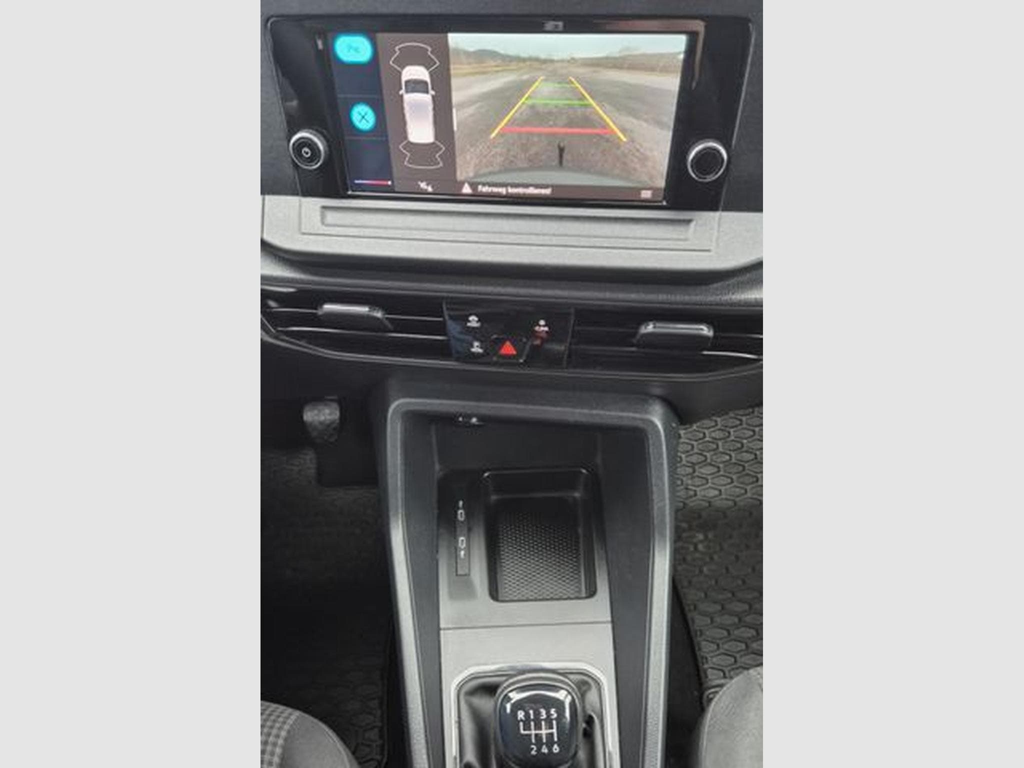 VW Caddy 2.0 TDI Cargo Basis, Carplay, AHK, Klima. (2021) - Photo 9