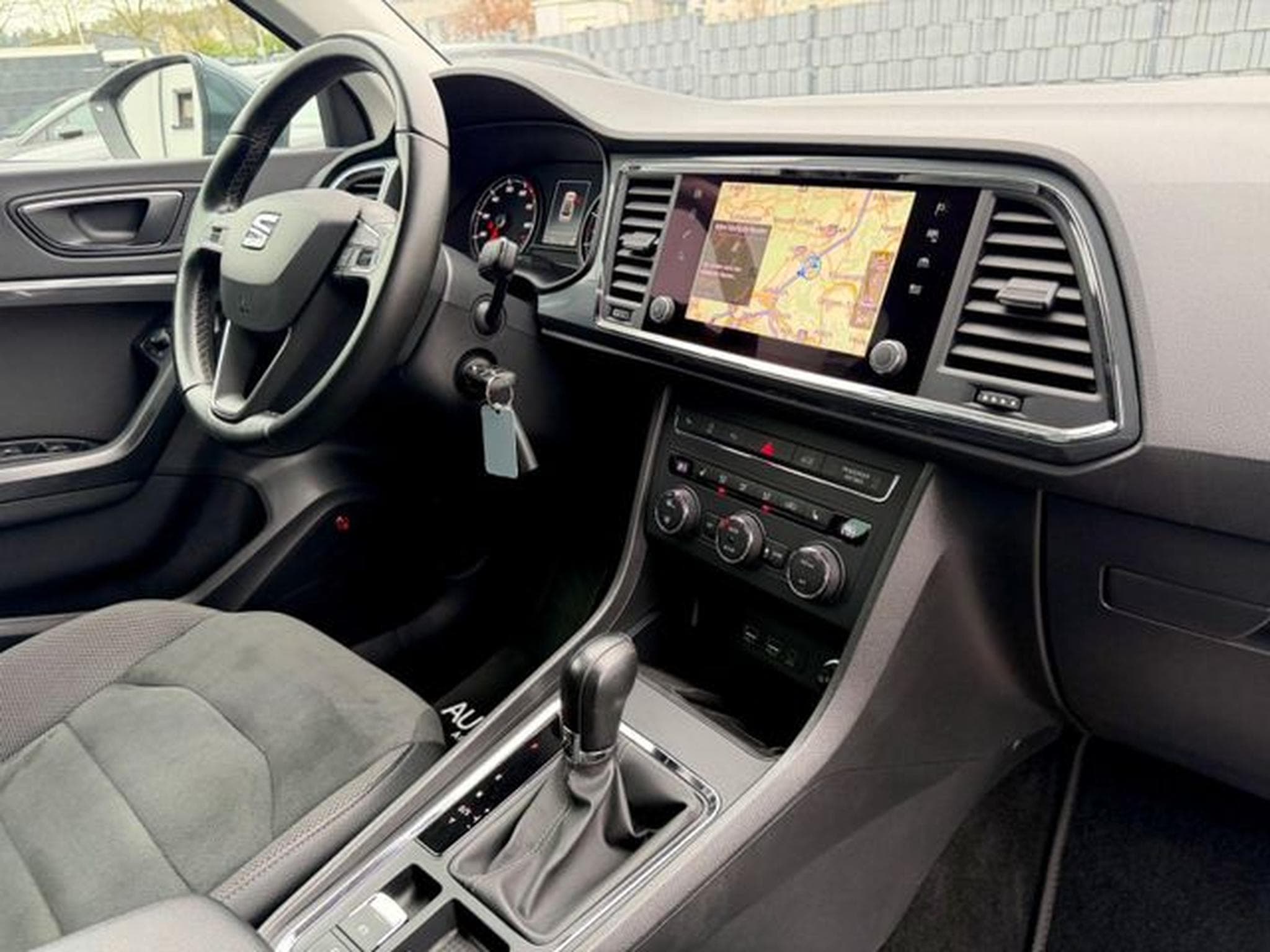 Seat Ateca Ateca 1.5 TSI DSG /NAVI/LED/AHK/GARANTIE (2020) - Foto 11