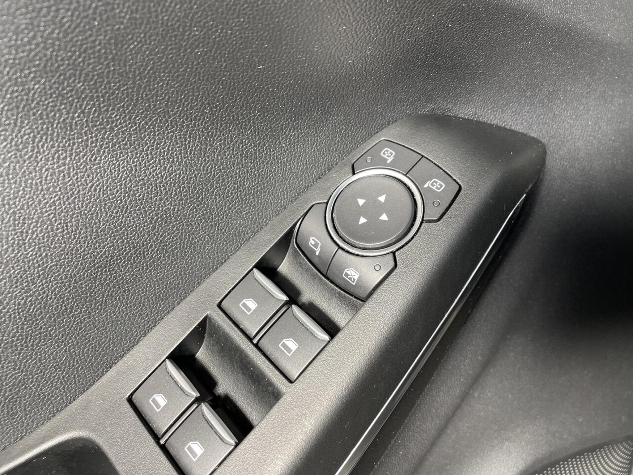 Ford Puma 1.0 ECOBOOST HYBRID MHEV 155 CV ST-LINE GPS (2020) - Foto 7