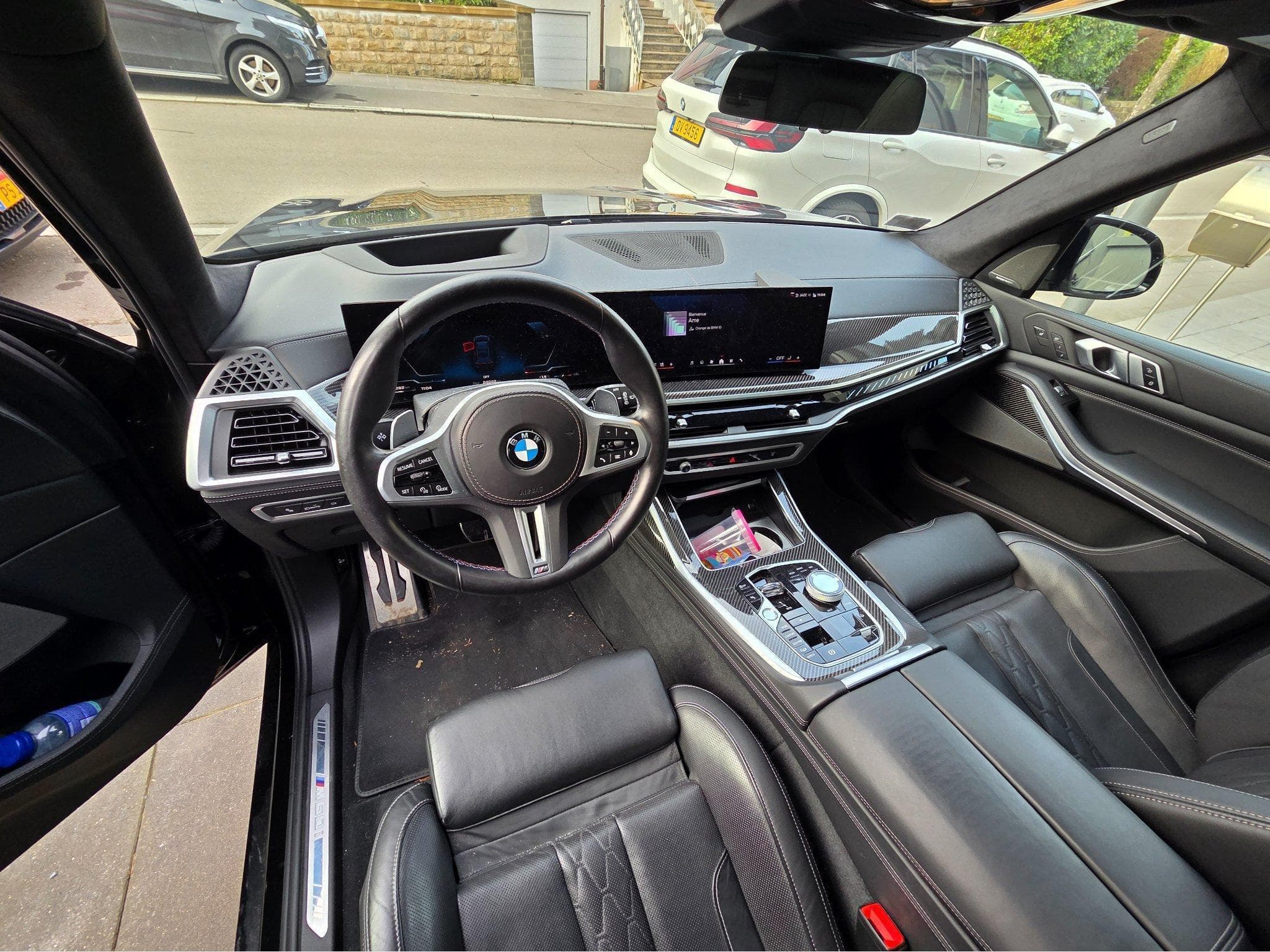 BMW X7 M60i (2023) - Photo 3