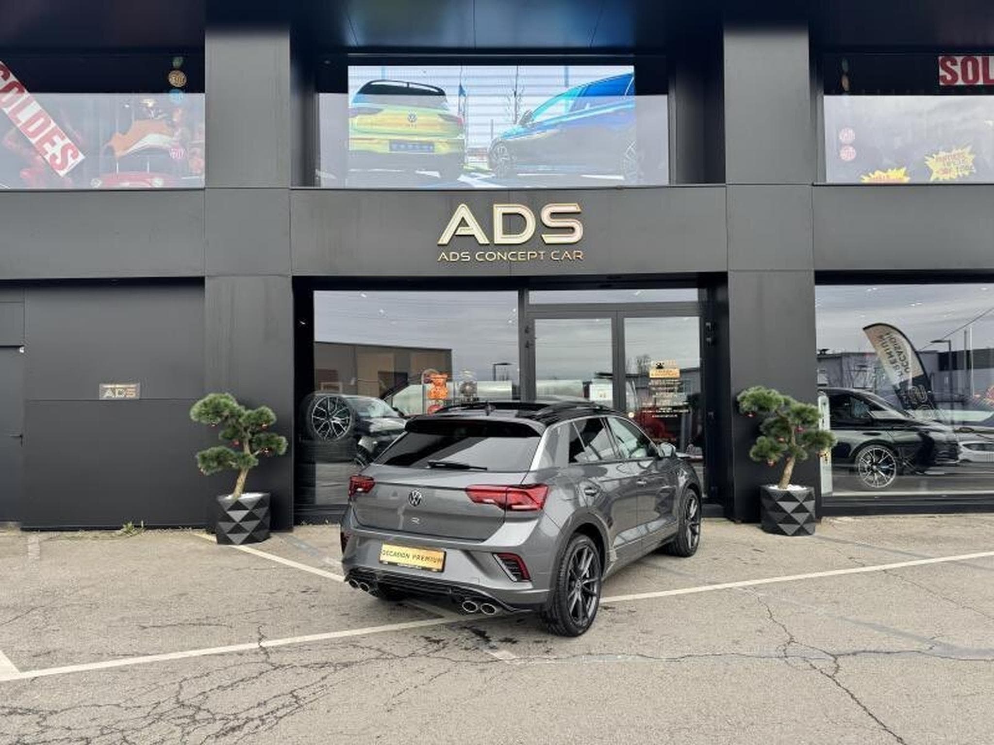 VW T-Roc R 2.0L TSI 300CV (2021) - Photo 16