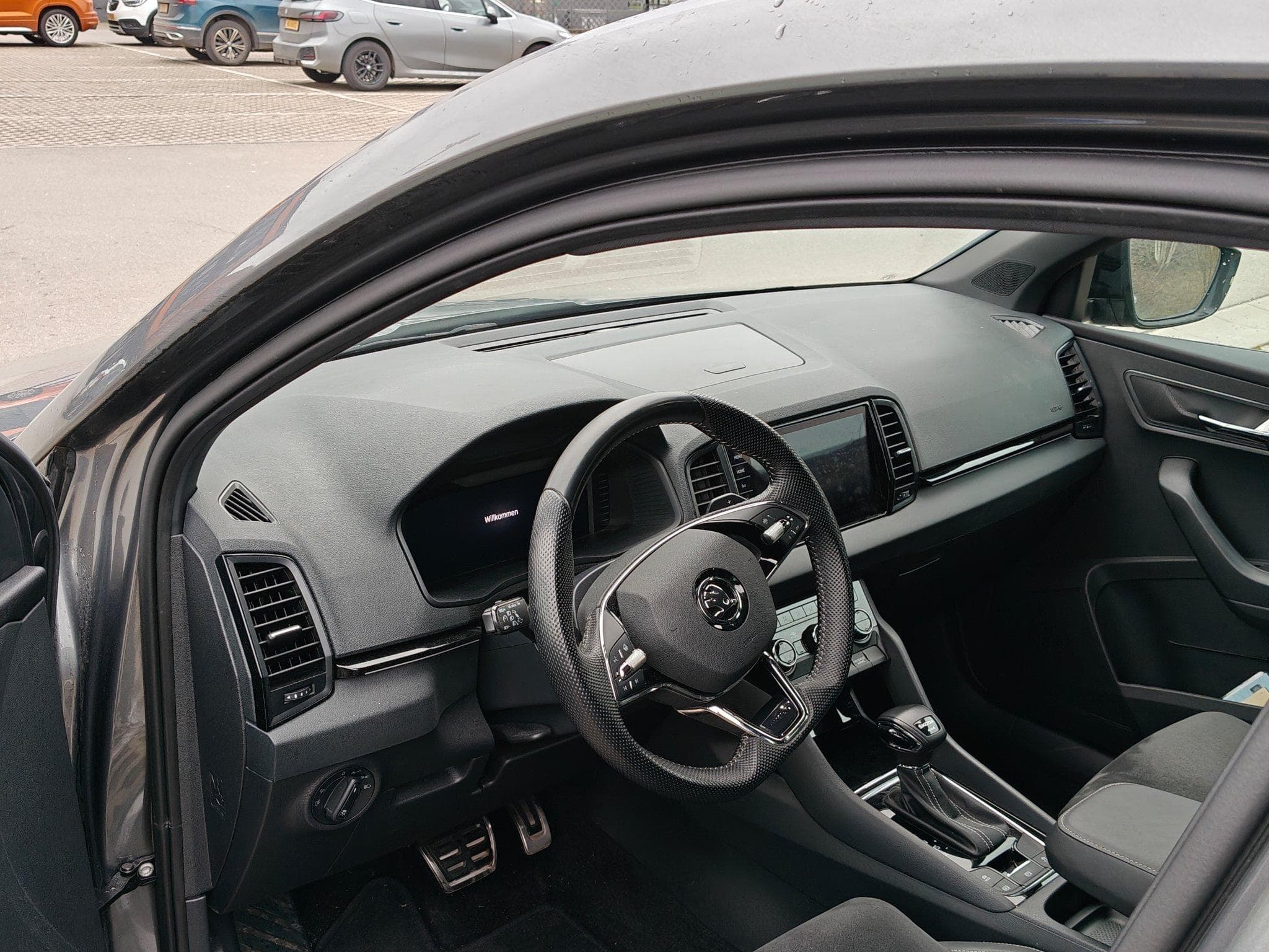 Skoda Karoq Sportline (2023) - Foto 7