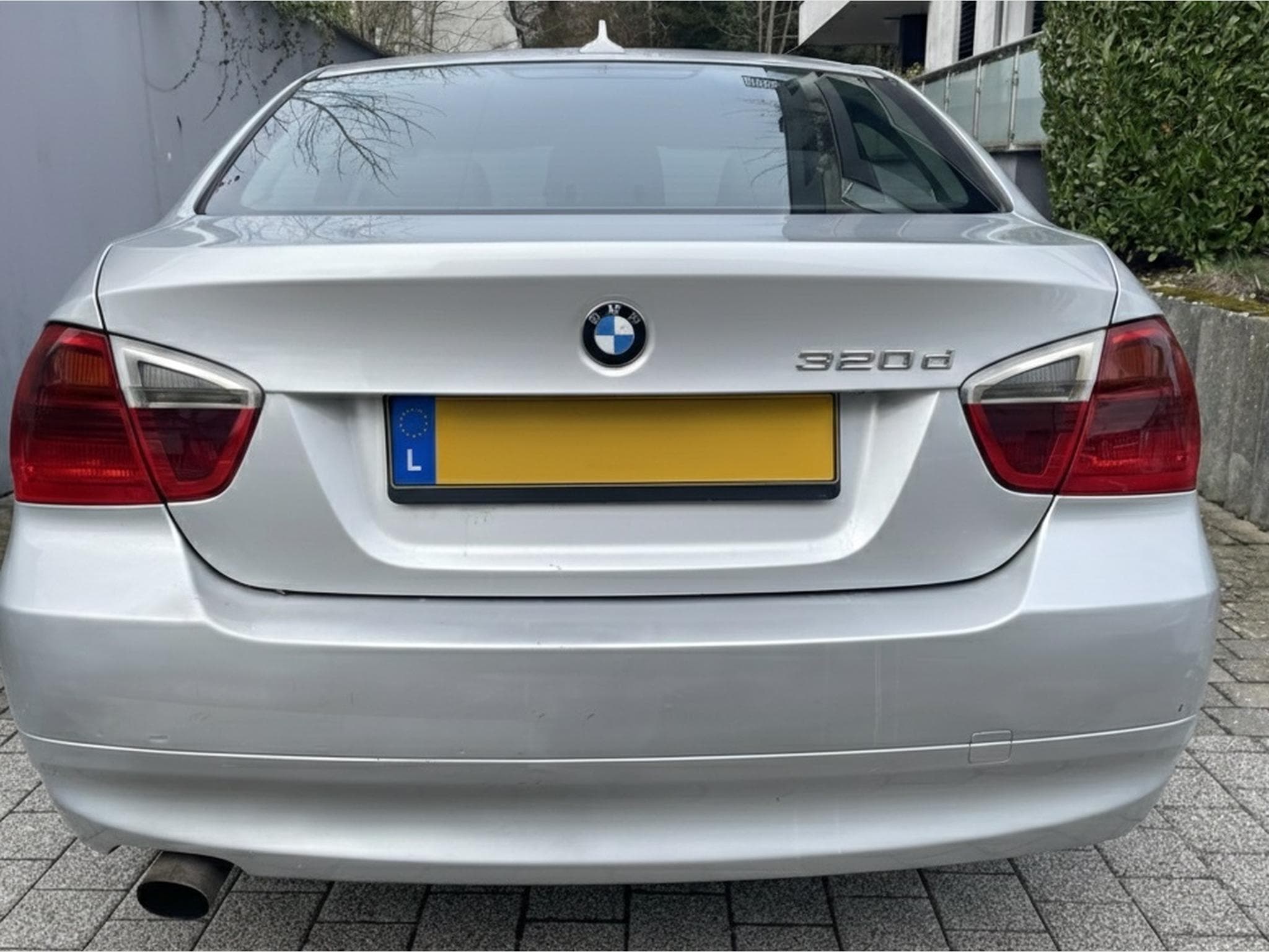 BMW 320 Engine M47 (2006) - Photo 2