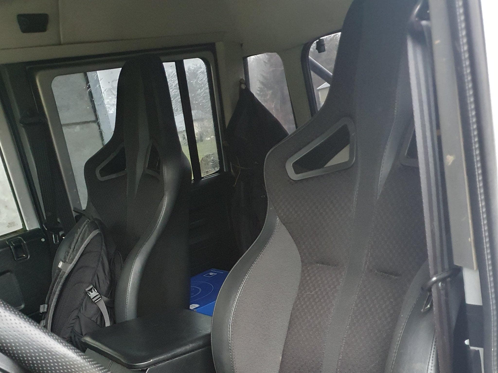 Land-Rover Defender 110 TD5 (2005) - Foto 10