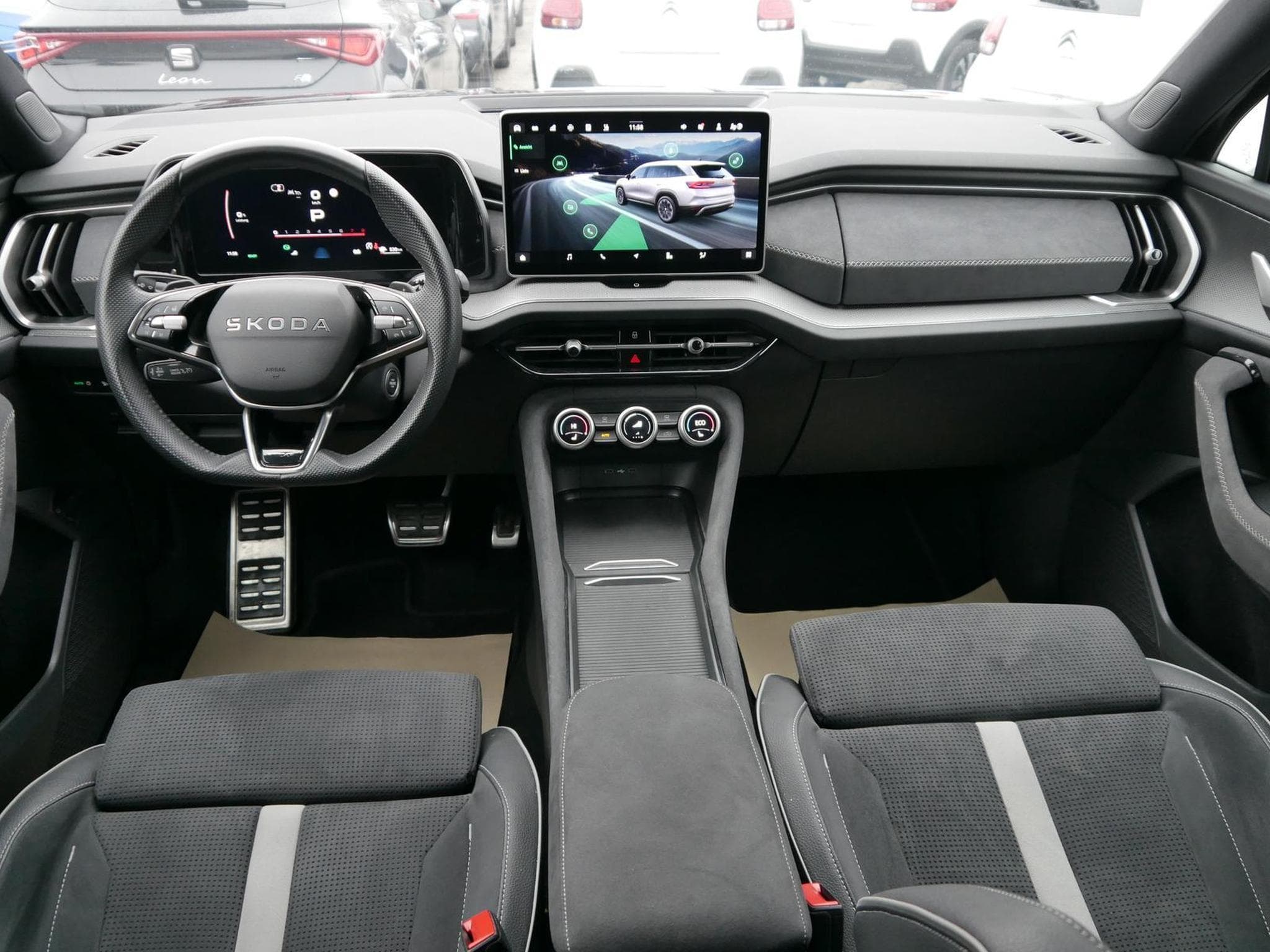 Skoda Kodiaq 1.5 TSI iV PHEV Sportline DSG (2025) - Foto 8