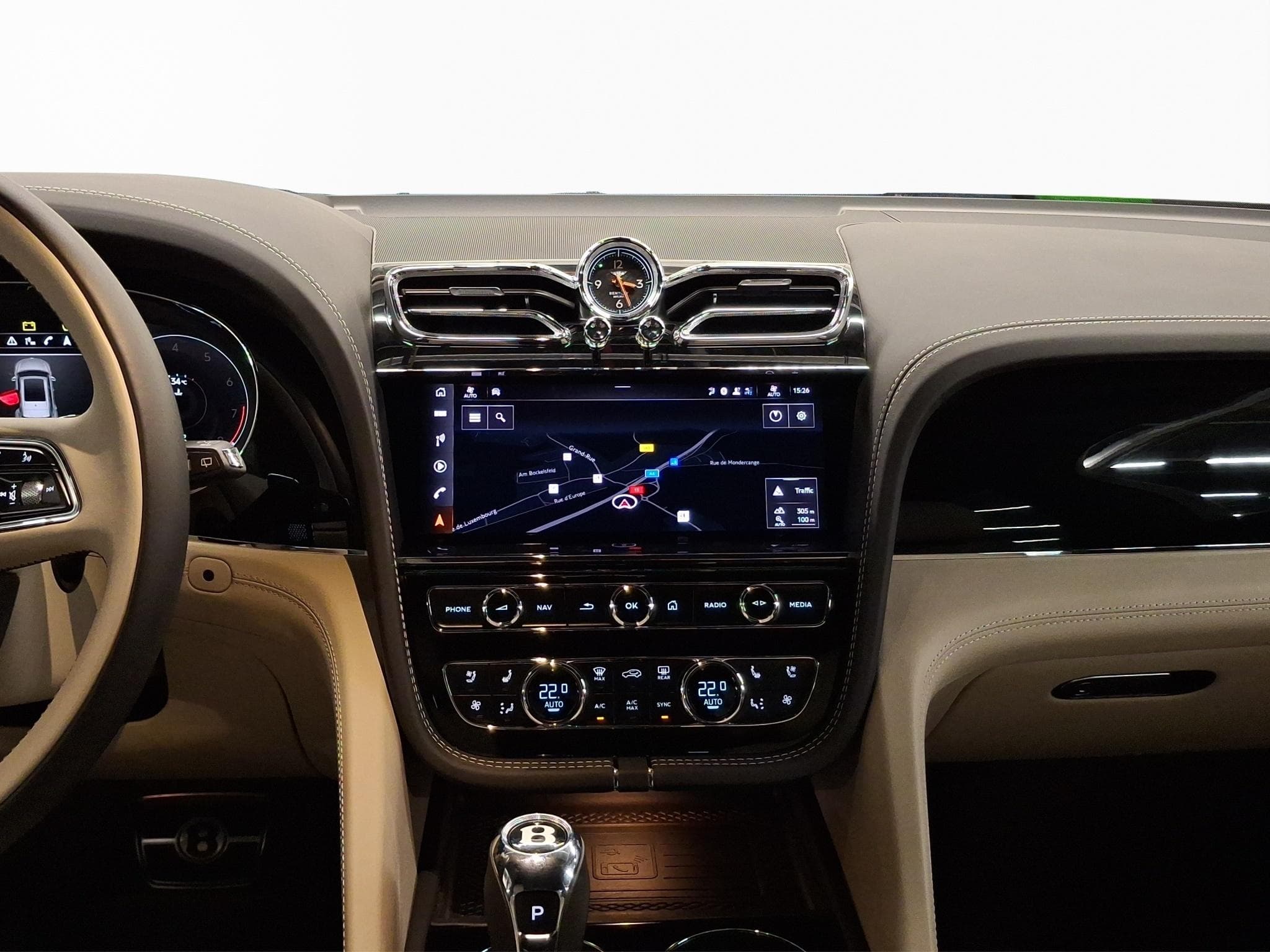 Bentley Bentayga V8 Azure (2023) - Foto 8