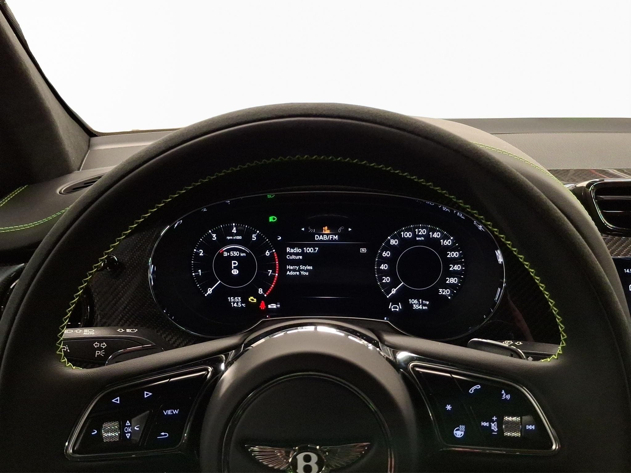 Bentley Bentayga Speed (2025) - Photo 11