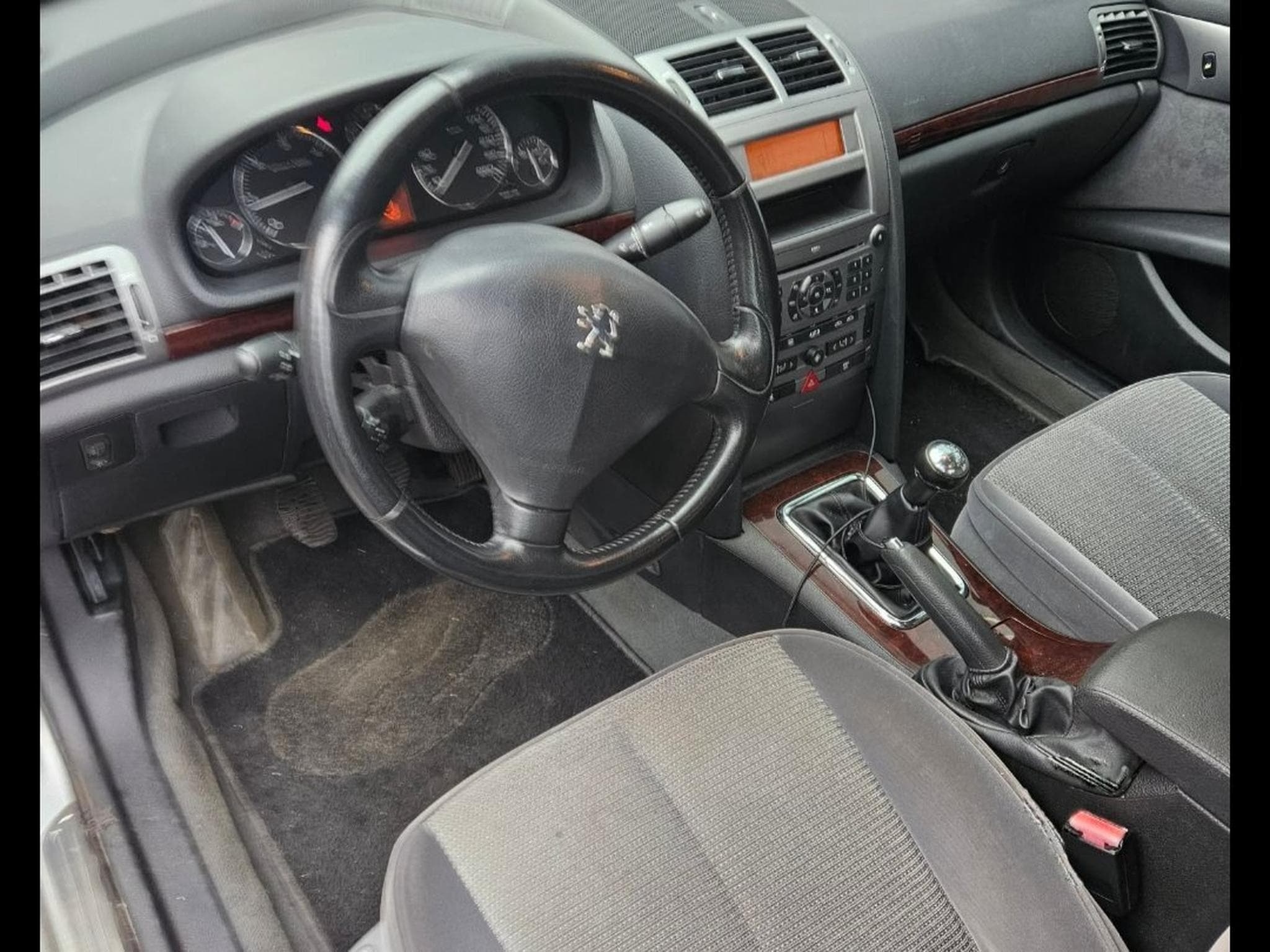 Peugeot 407 (2008) - Foto 2