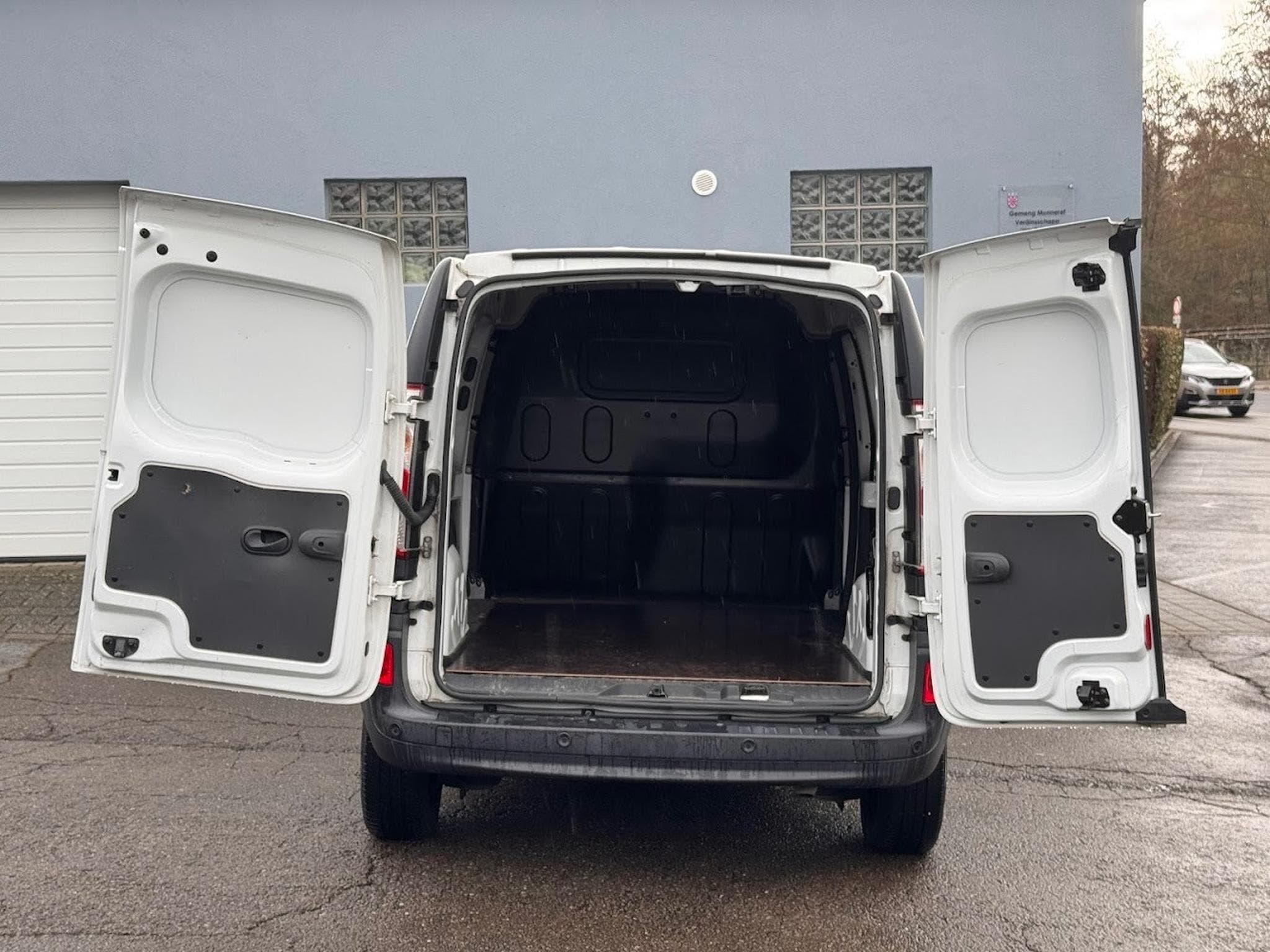 Renault Kangoo MAXI 3 PLACES 1 ERE MAIN DCI 95CV R LINK CARNET (2020) - Photo 5