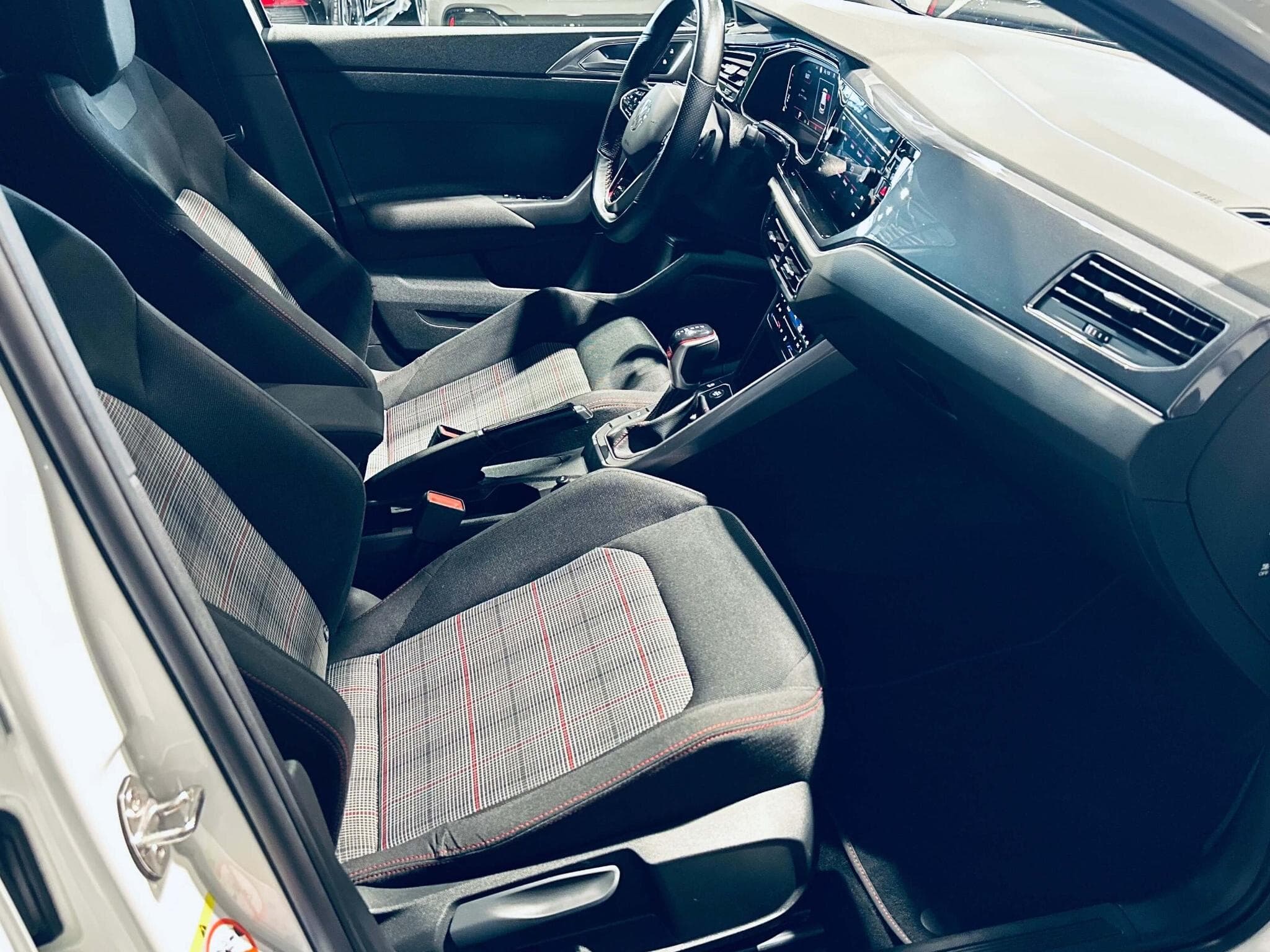 VW Polo POLO GTI DSG (2022) - Photo 13