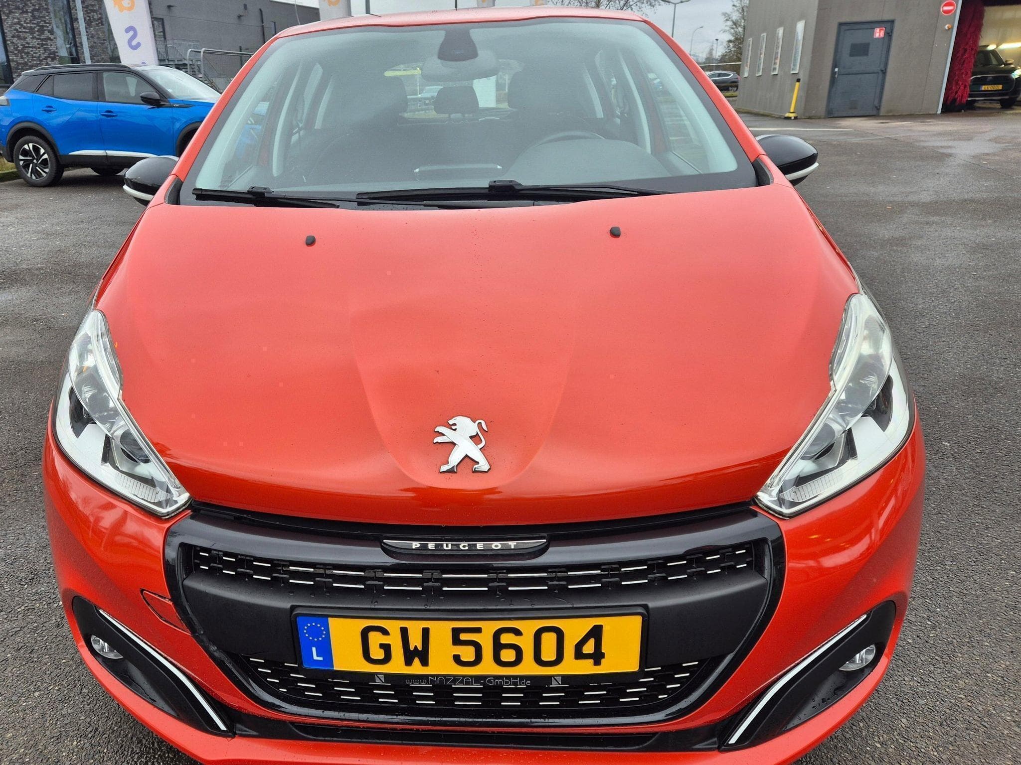 Peugeot 208 1.2 Orange Power  Restylée Sport (2015) - Foto 6