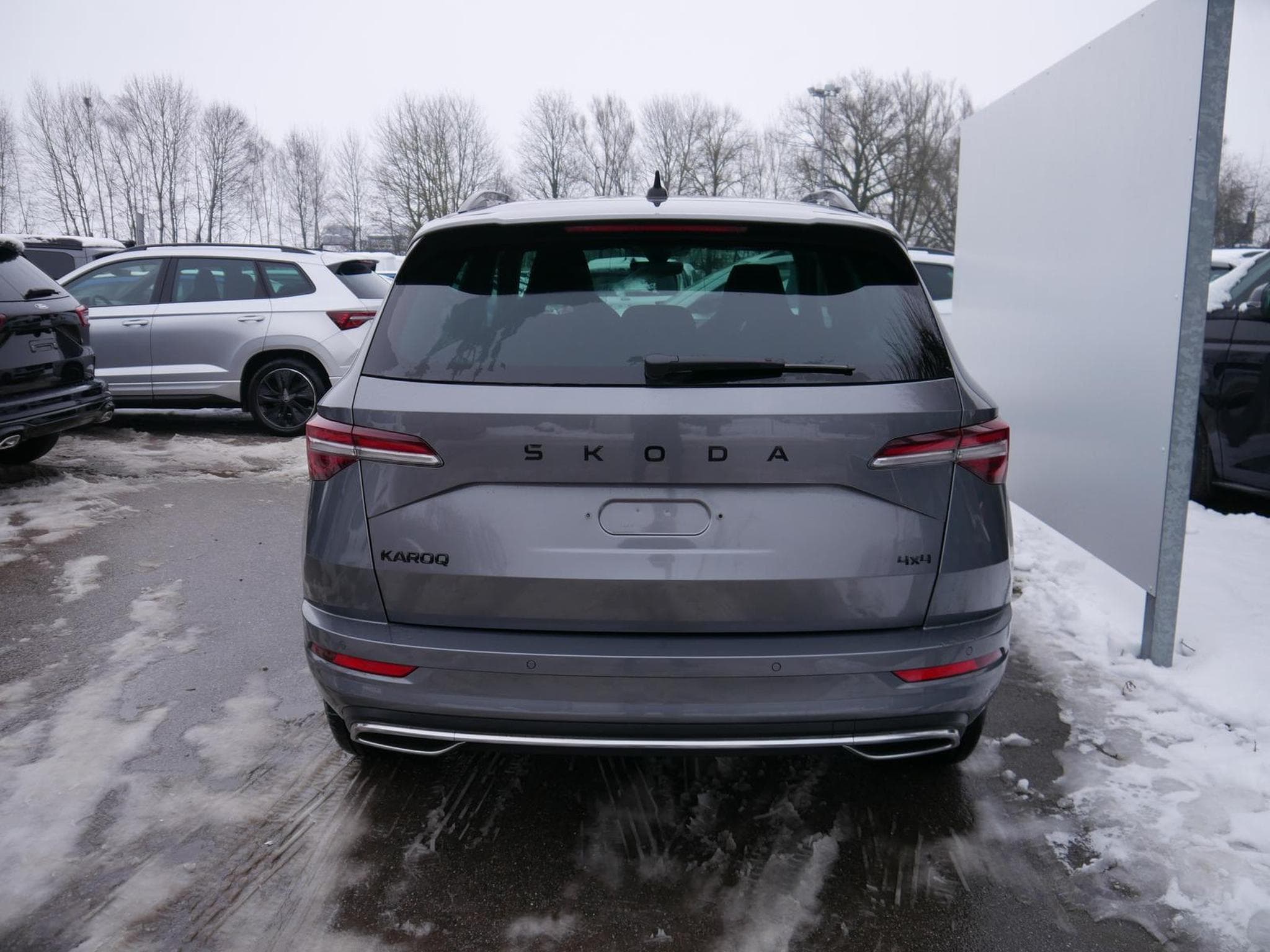 Skoda Karoq Sportline 2.0 TSI 4x4 DSG (2026) - Foto 2