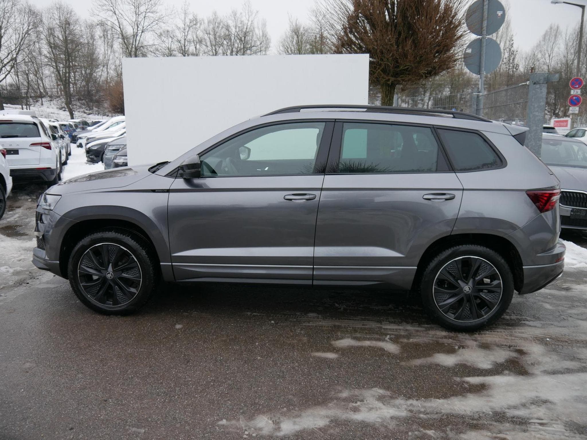 Skoda Karoq Sportline 2.0 TSI 4x4 DSG (2026) - Foto 5