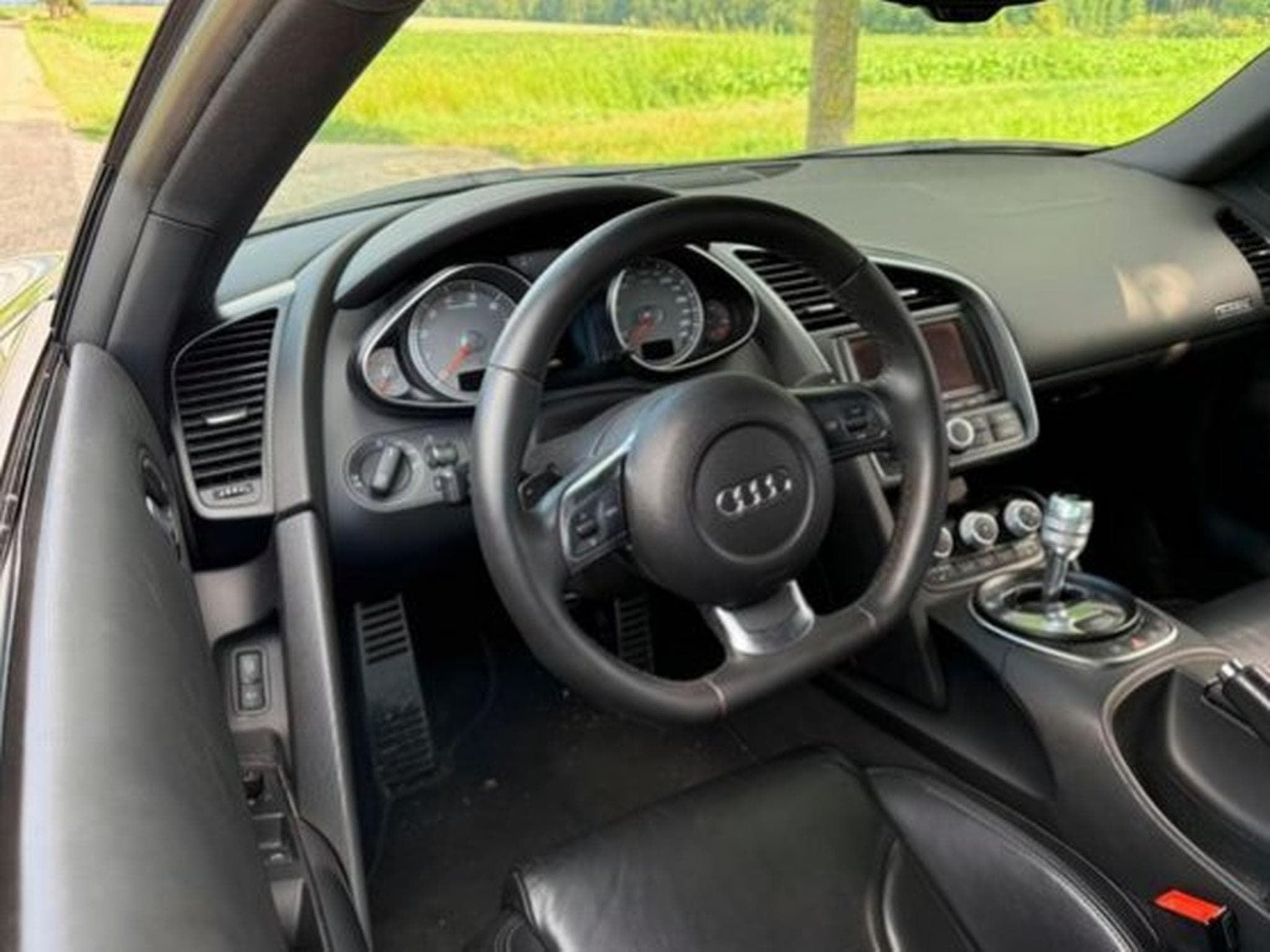 Audi R8 quattro 4.2 V8 ASG (2008) - Foto 3