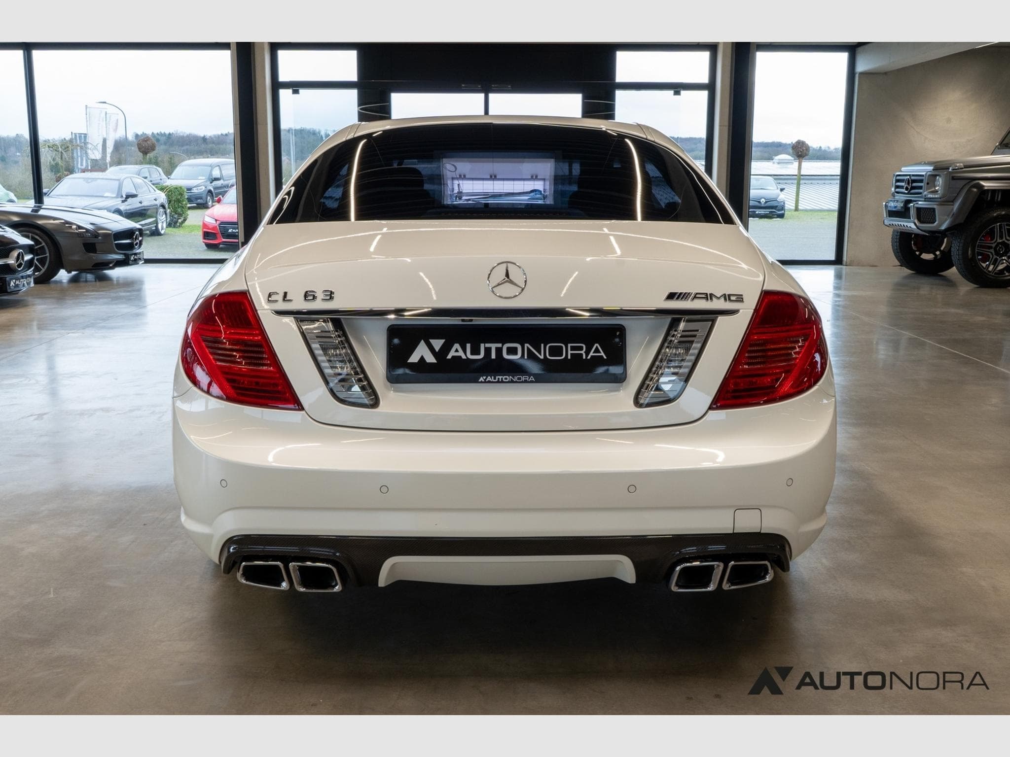 Mercedes CL 63 AMG (2011) - Photo 9