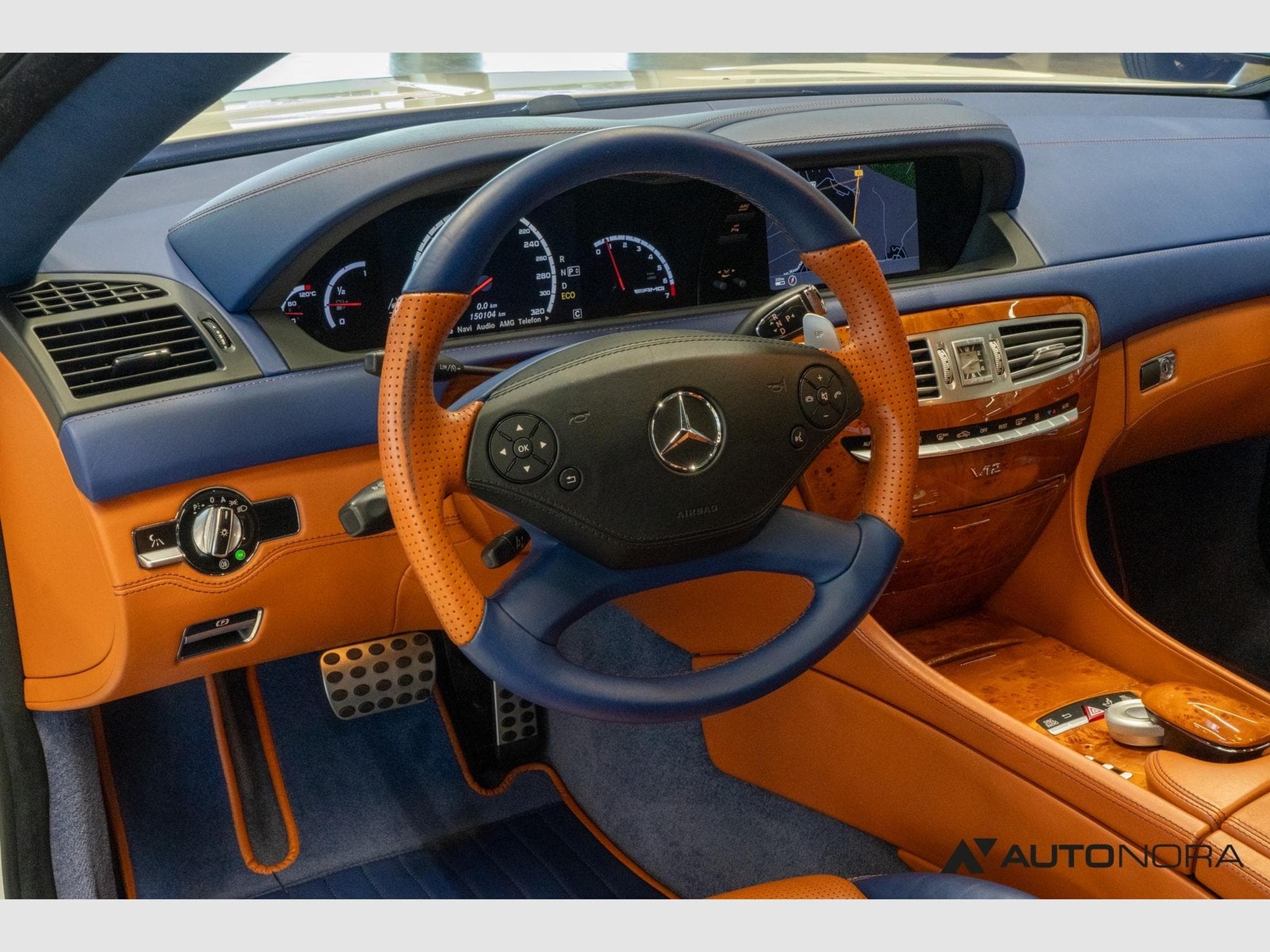 Mercedes CL 63 AMG (2011) - Photo 13