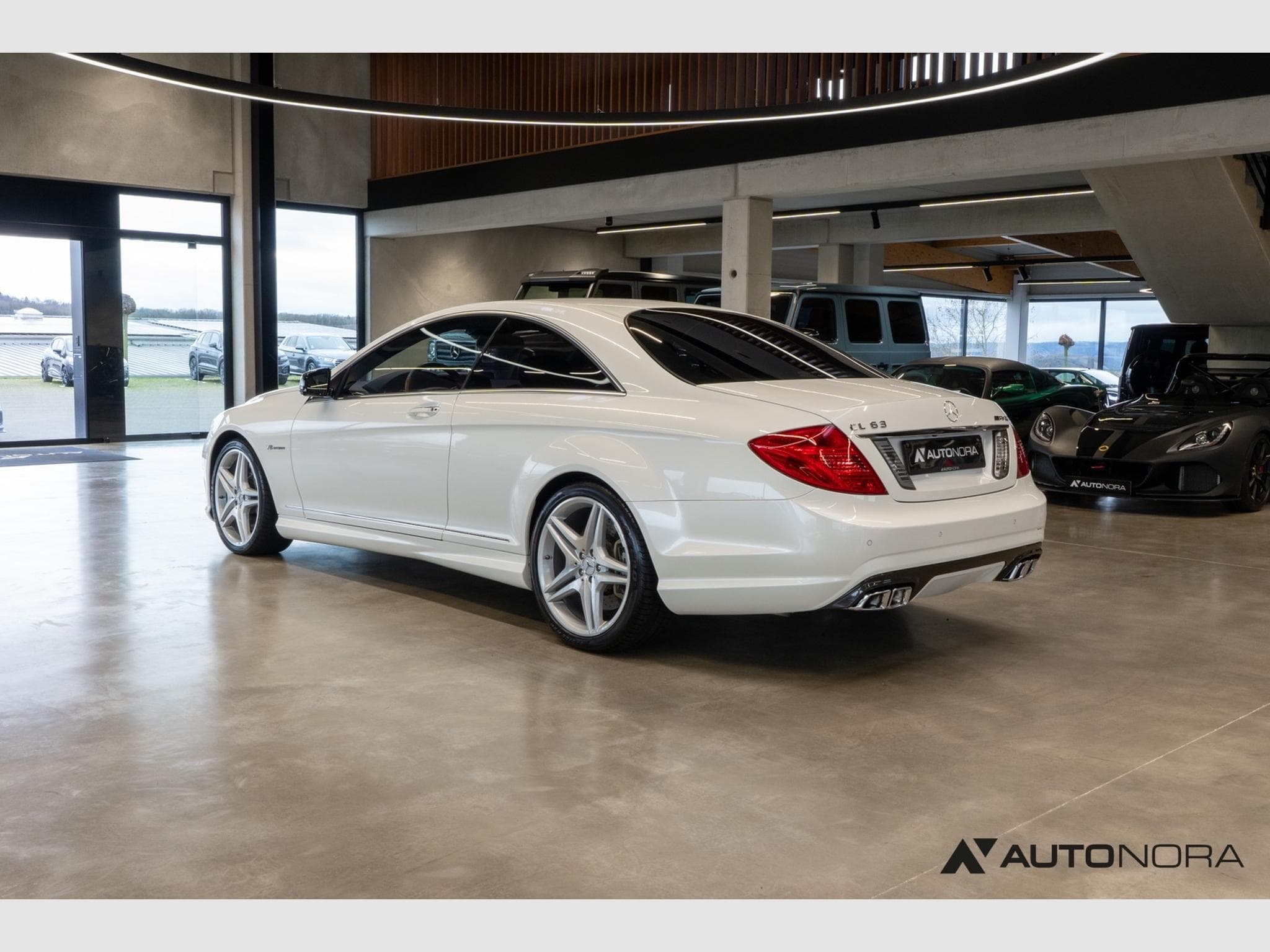 Mercedes CL 63 AMG (2011) - Photo 2