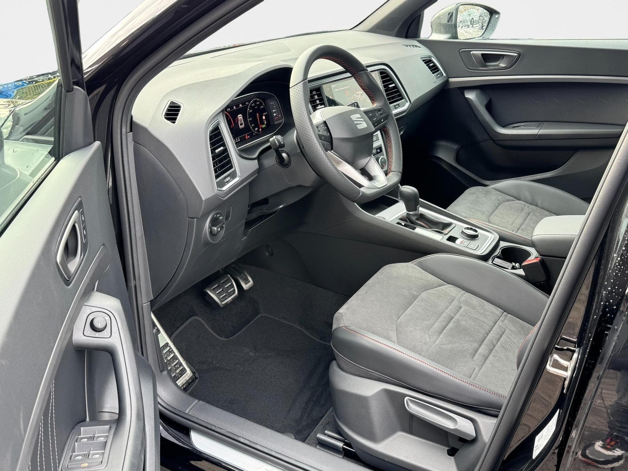 Seat Ateca 1.5 TSI DSG (2026) - Foto 11