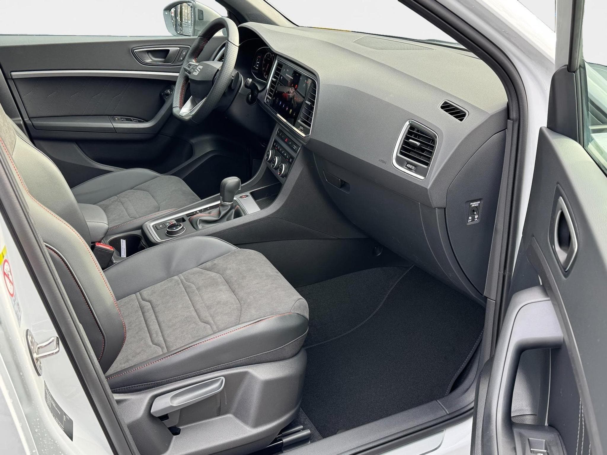 Seat Ateca 1.5 TSI DSG (2026) - Foto 9