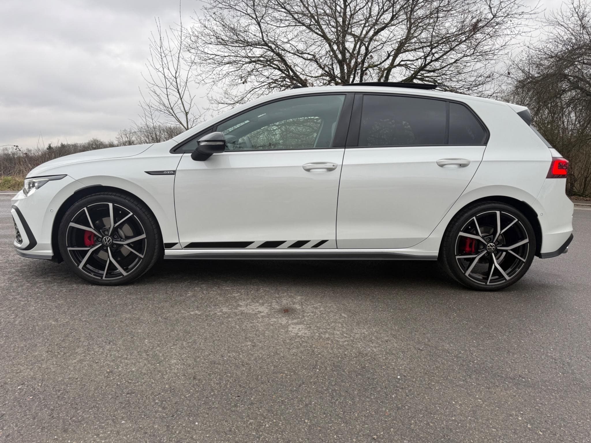 VW Golf GTD (2023) - Foto 5