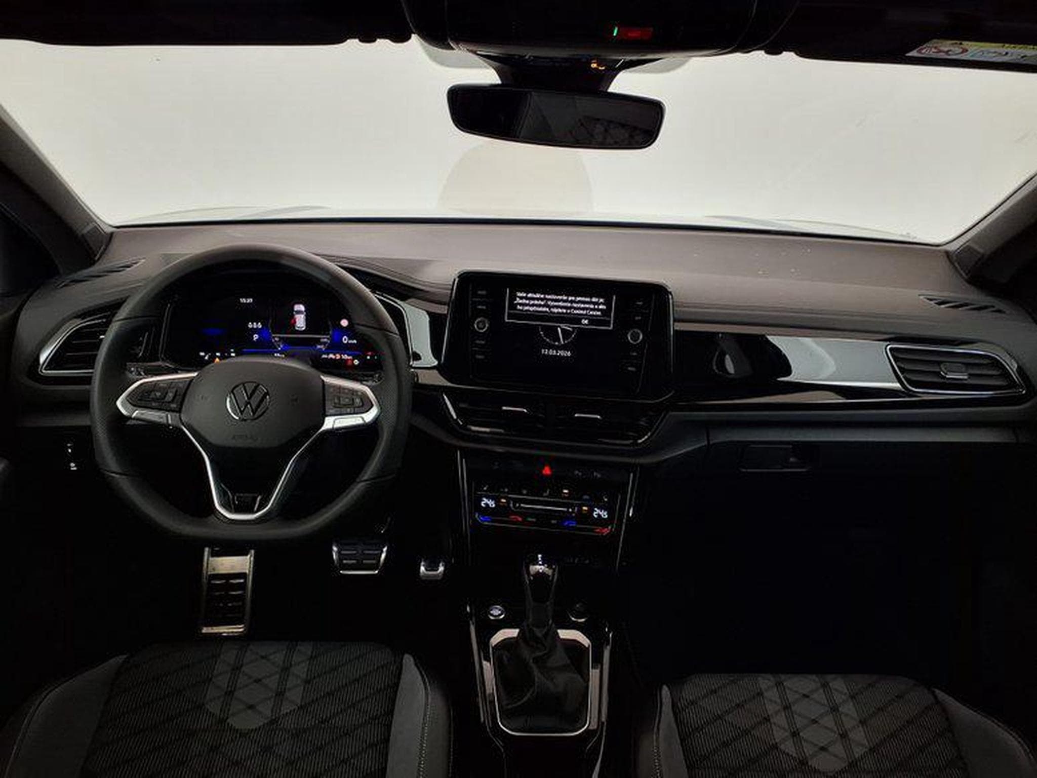 VW T-Roc R-Line 1.5 TSI 7-Gang-DSG (2026) - Foto 11