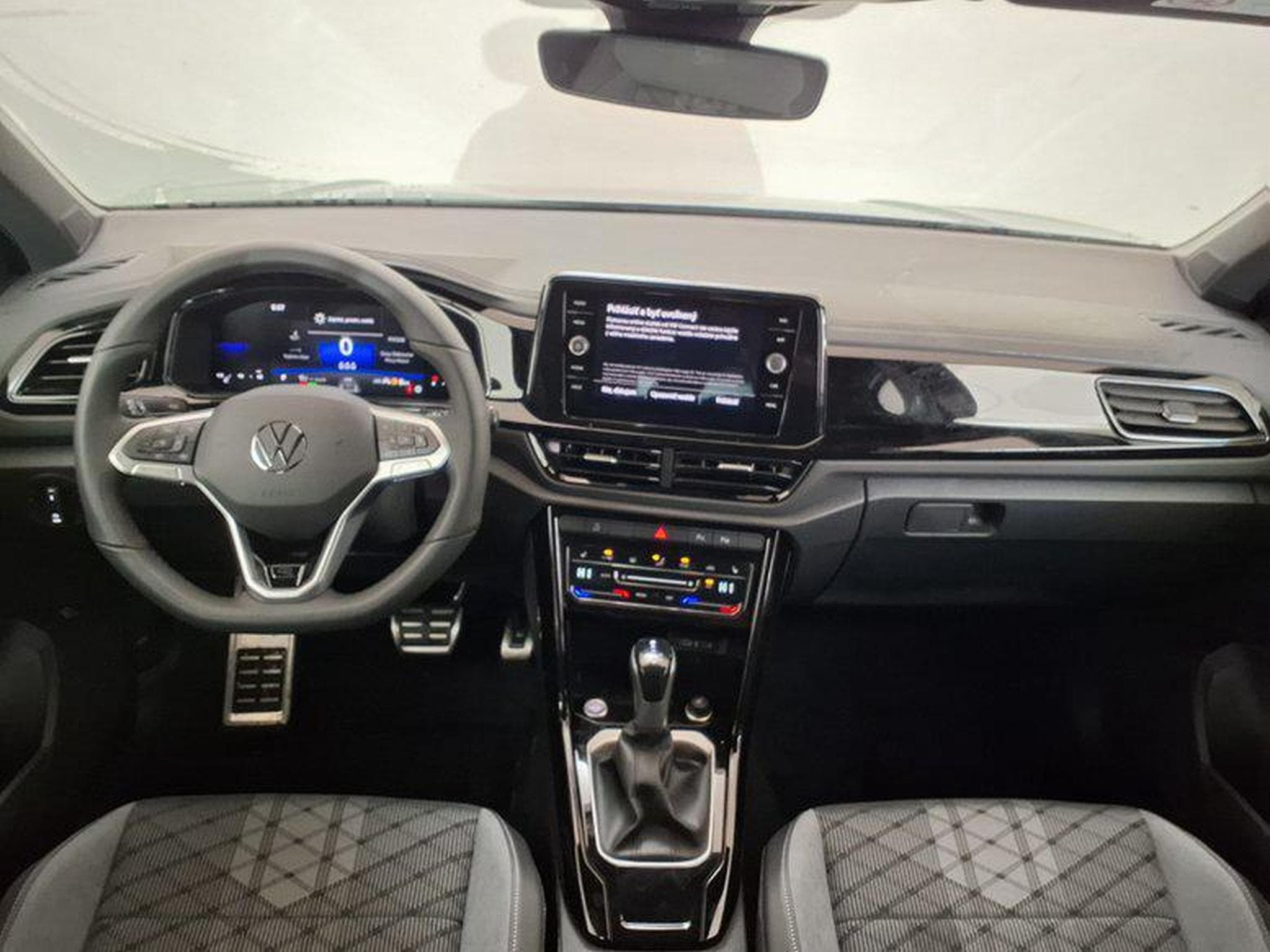 VW T-Roc R-Line 1.5 TSI 7-Gang-DSG (2026) - Foto 11