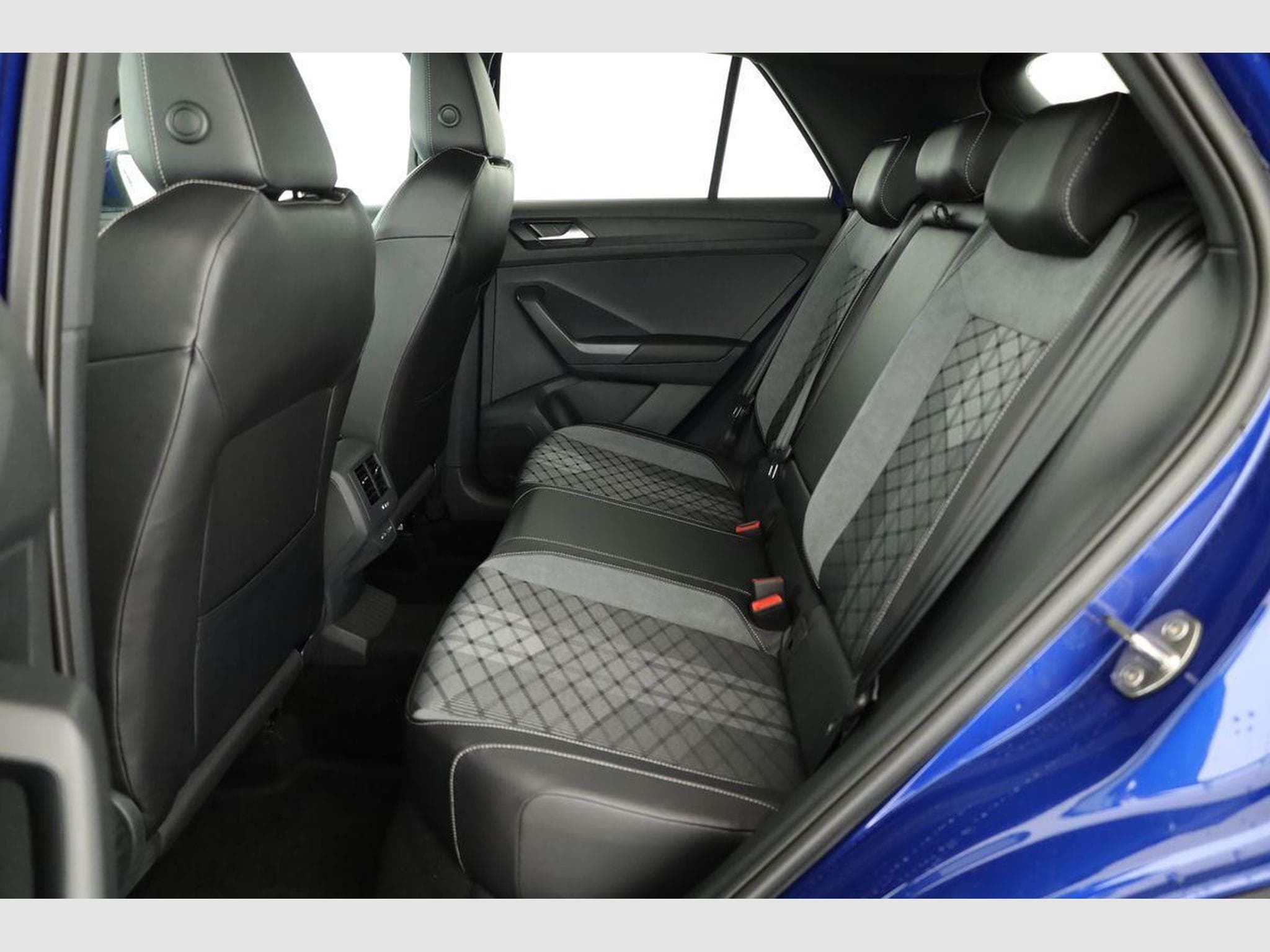 VW T-Roc R-Line (2025) - Foto 10