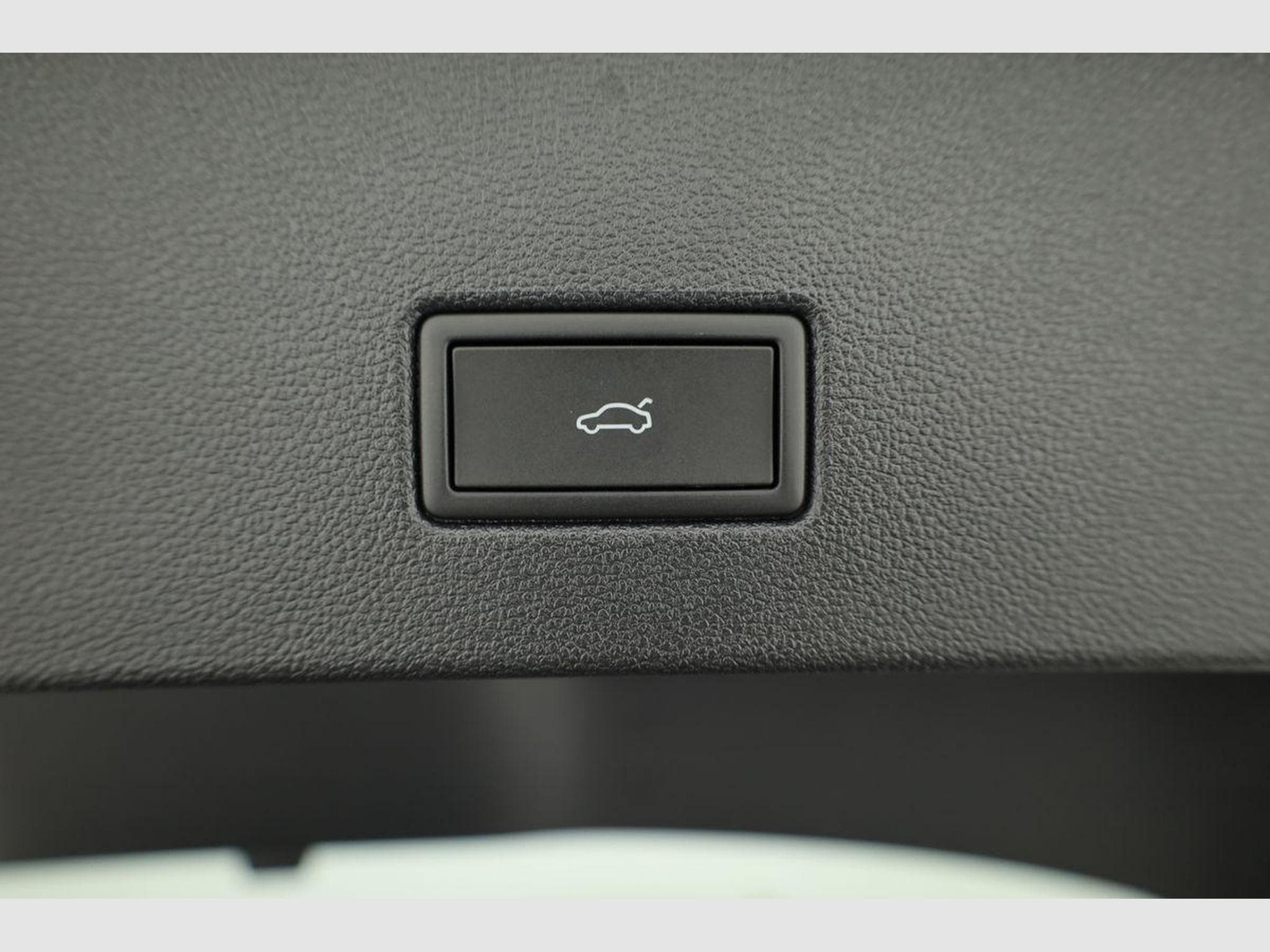 VW T-Roc R-Line (2025) - Foto 12