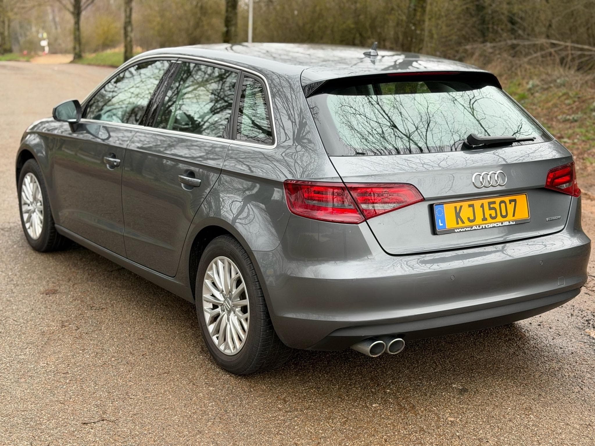 Audi A3 2.0 TDI QUATTRO (2015) - Photo 3