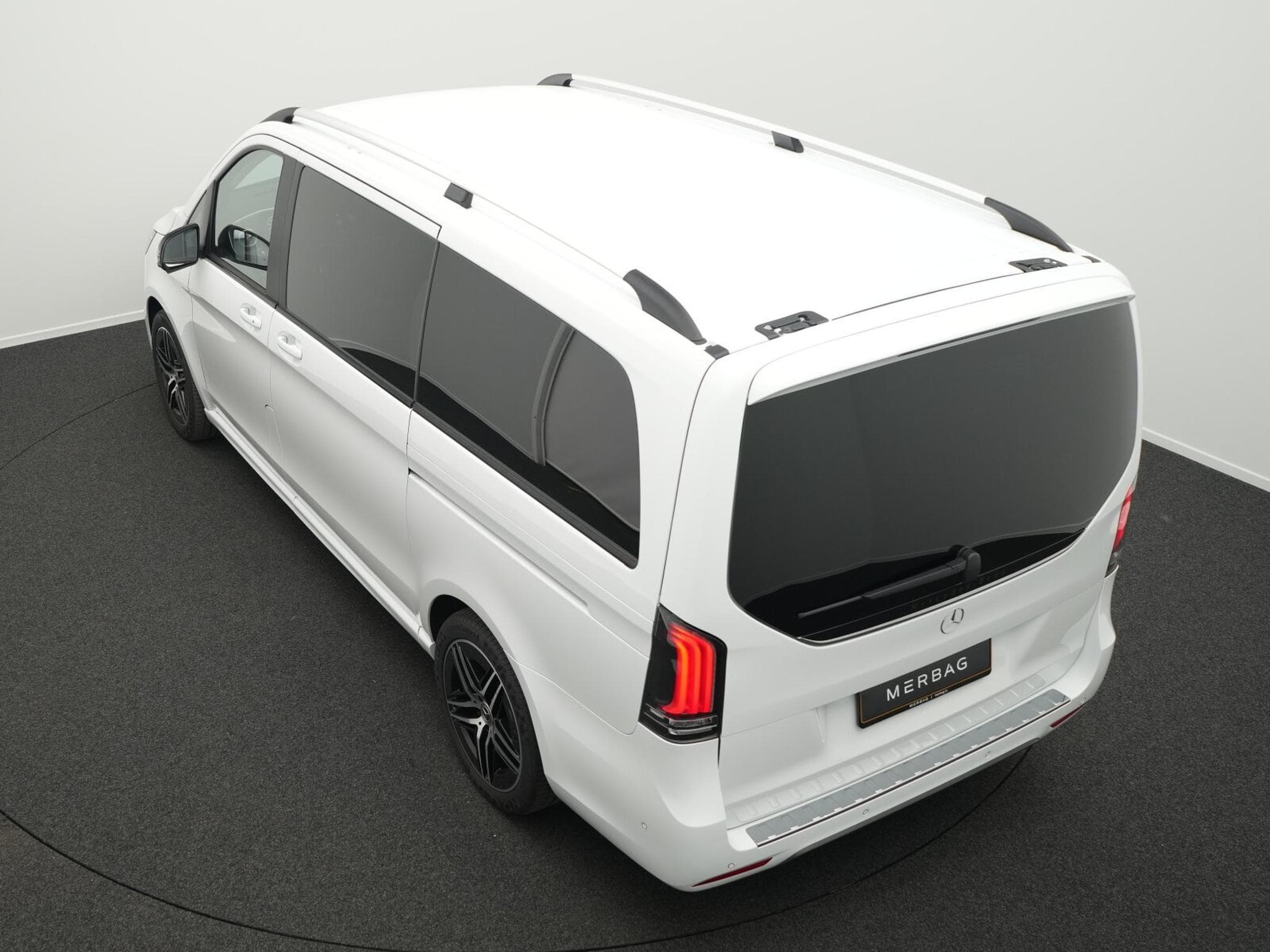 Mercedes V d 4MATIC Avantgarde lang (2024) - Foto 11