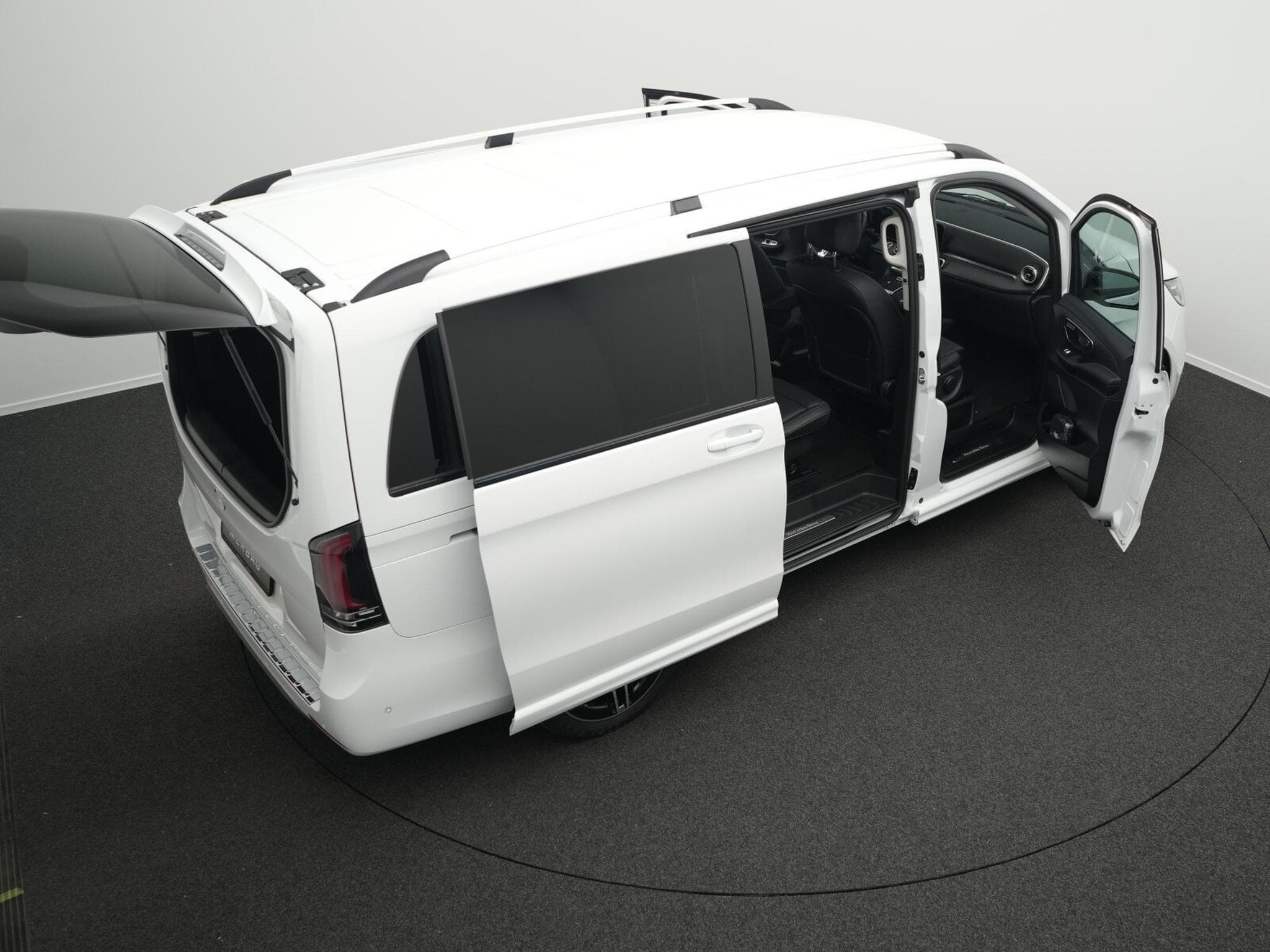 Mercedes V d 4MATIC Avantgarde lang (2024) - Foto 13