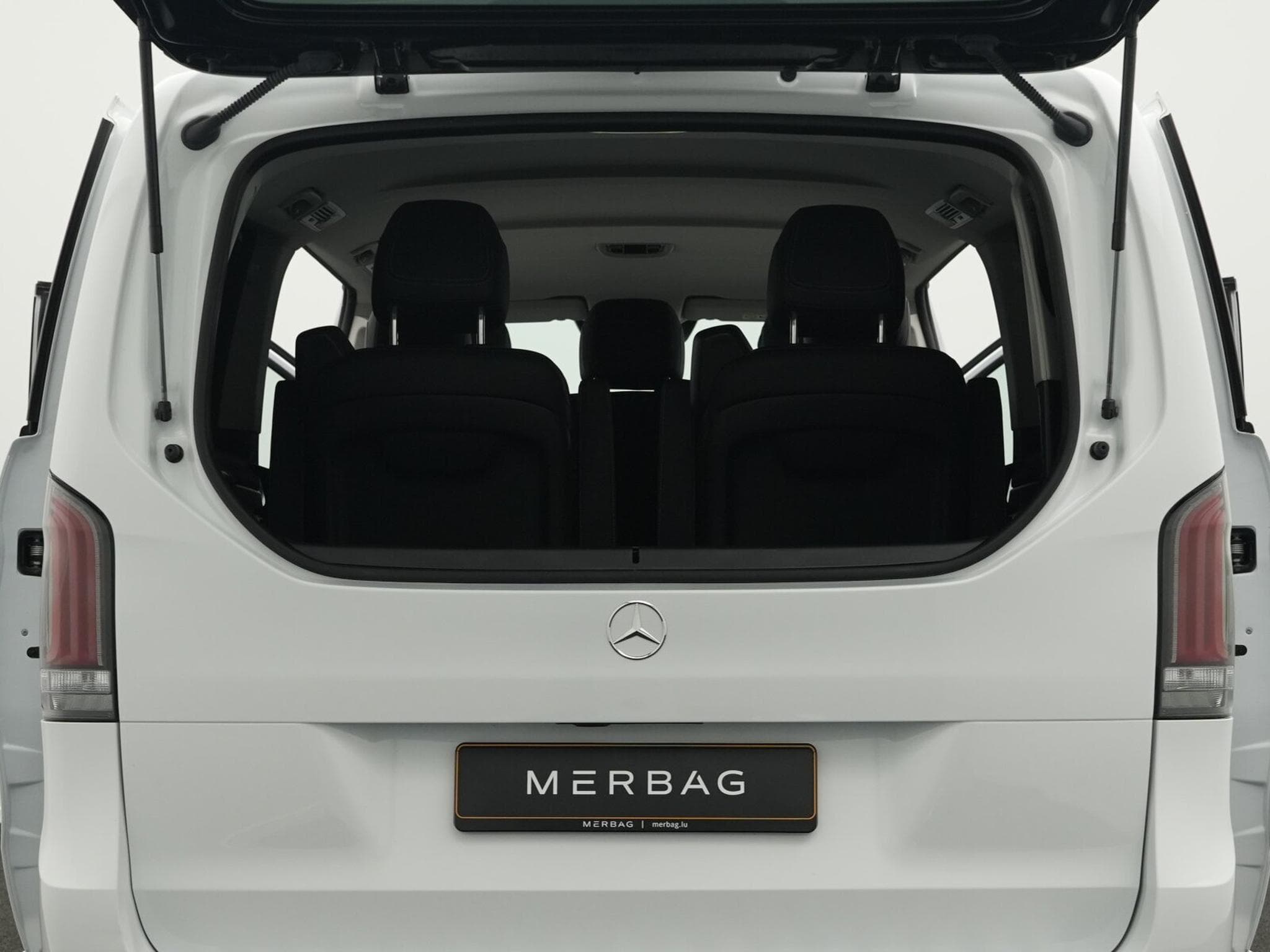 Mercedes V d 4MATIC Avantgarde lang (2024) - Foto 15