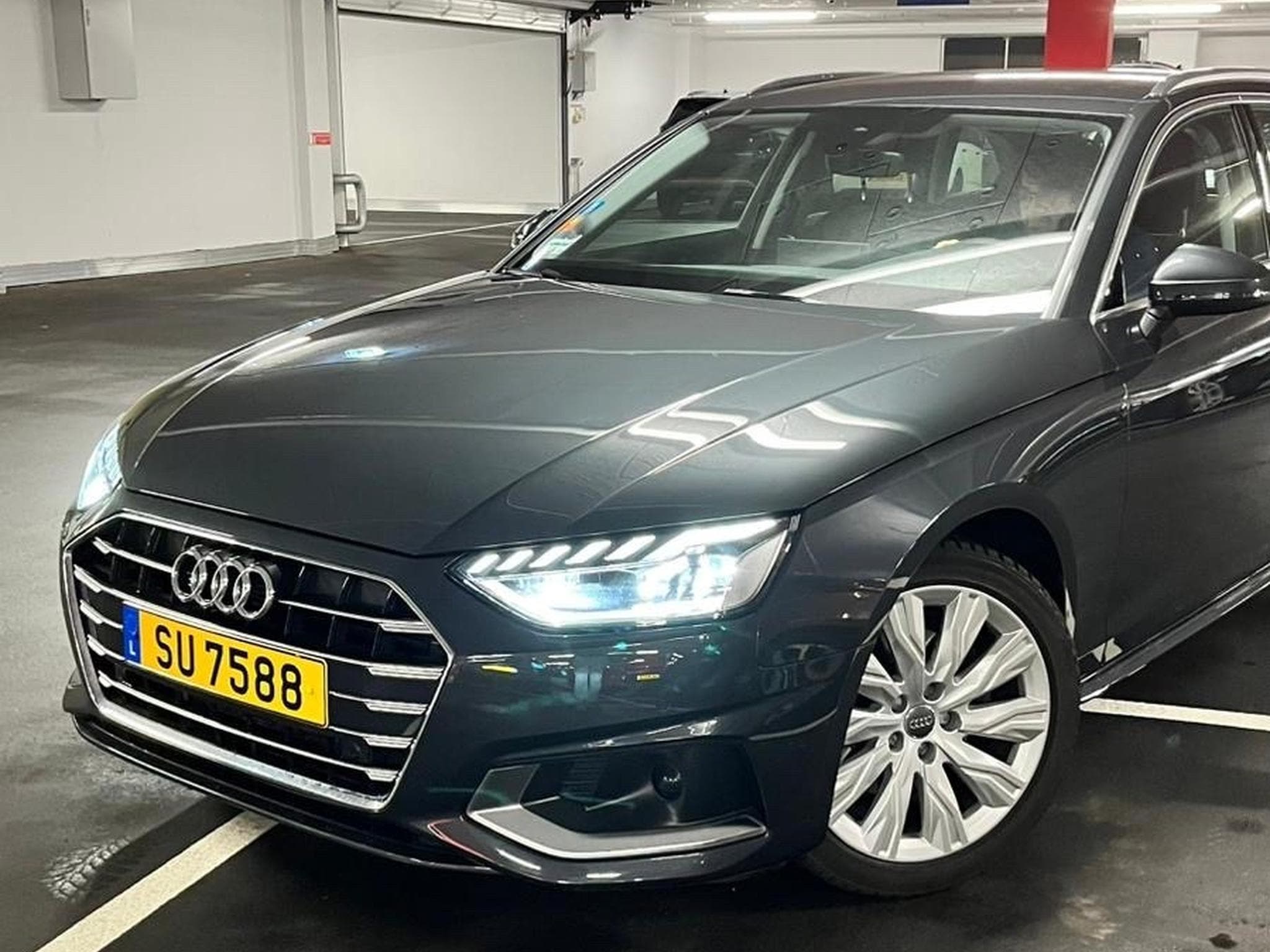 Audi A4 Advanced (2024) - Foto 3