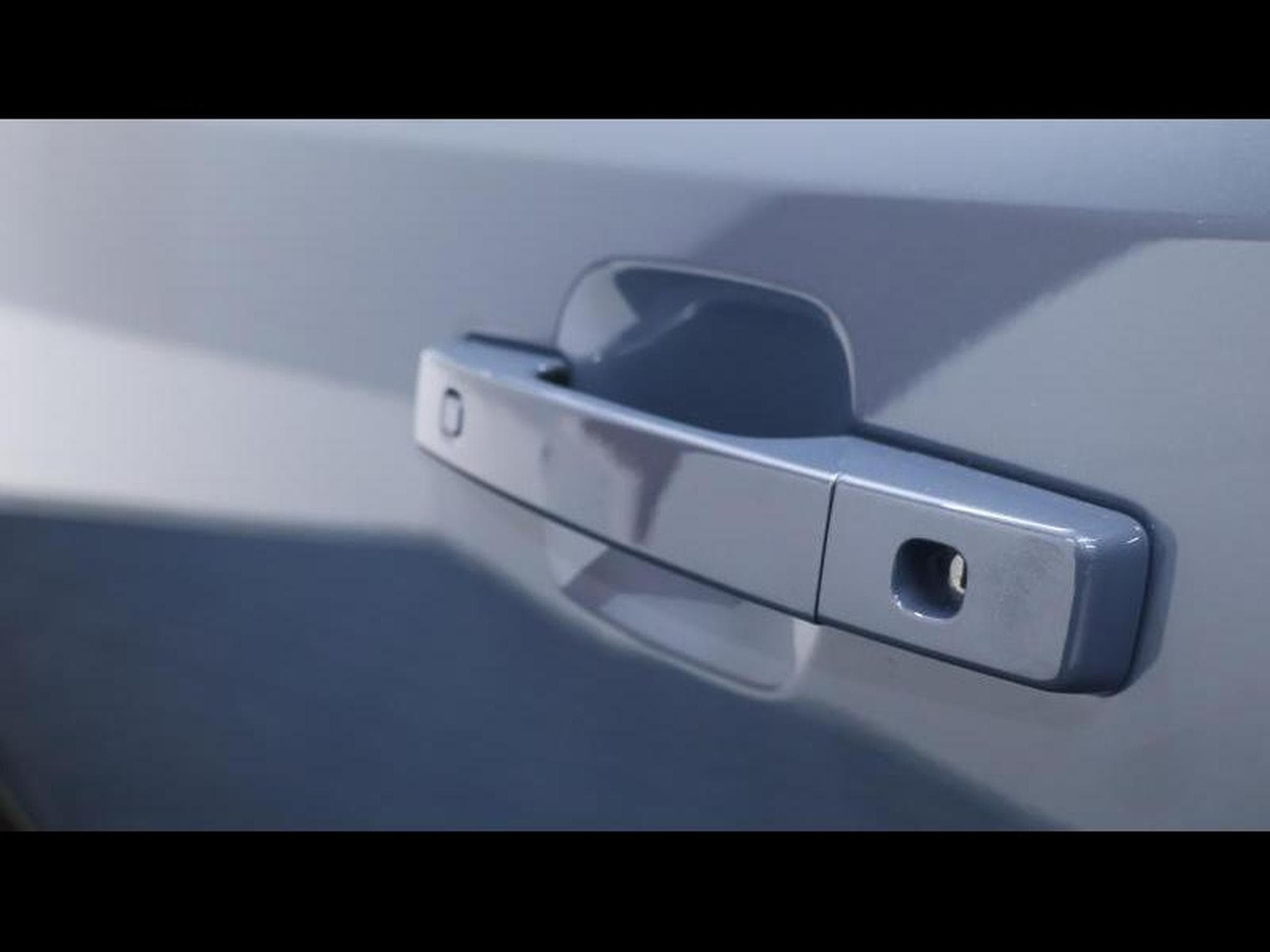 Land-Rover Defender 110 D200 X-Dynamic SE AWD Auto (2026) - Photo 27