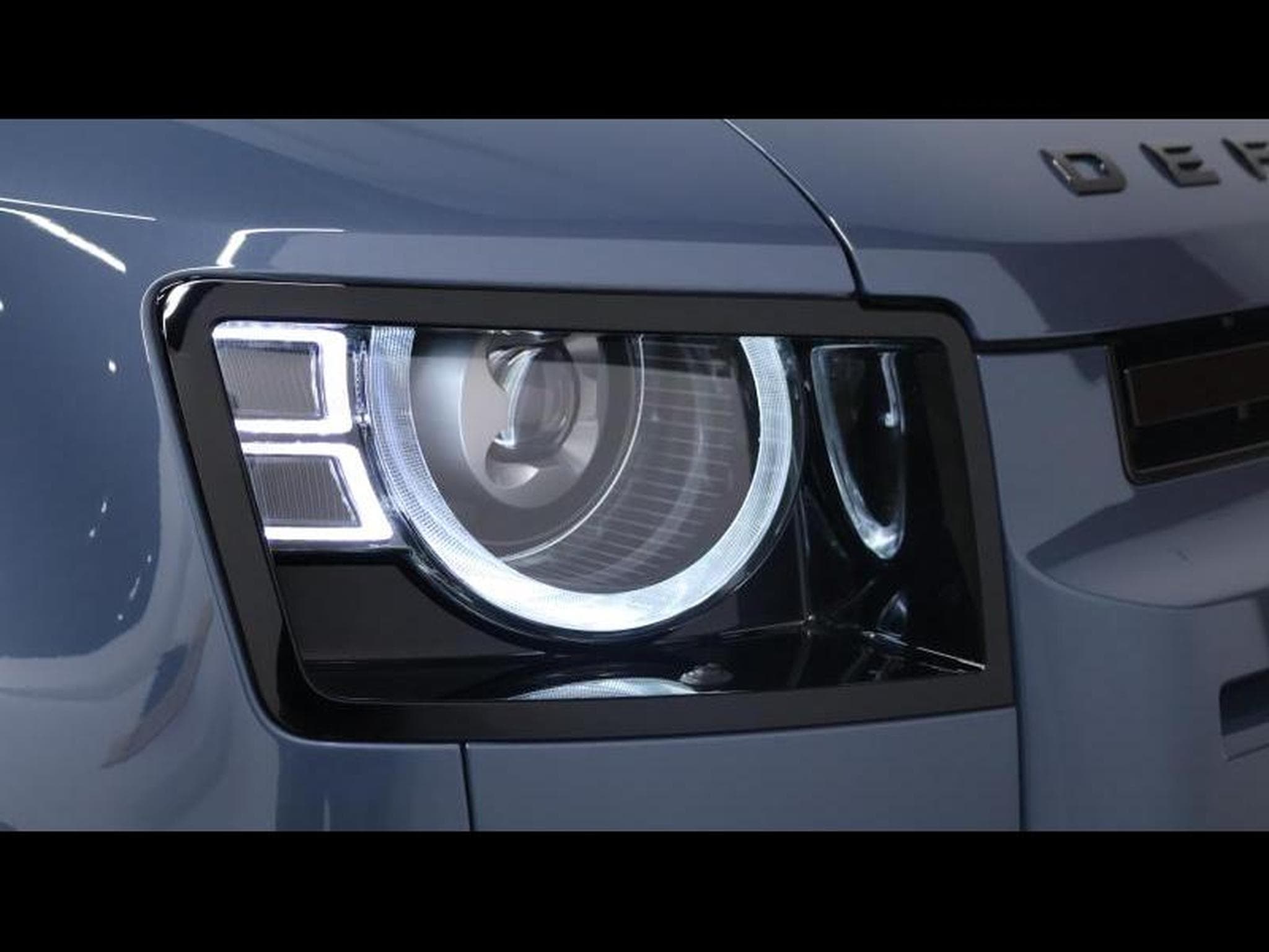 Land-Rover Defender 110 D200 X-Dynamic SE AWD Auto (2026) - Photo 7