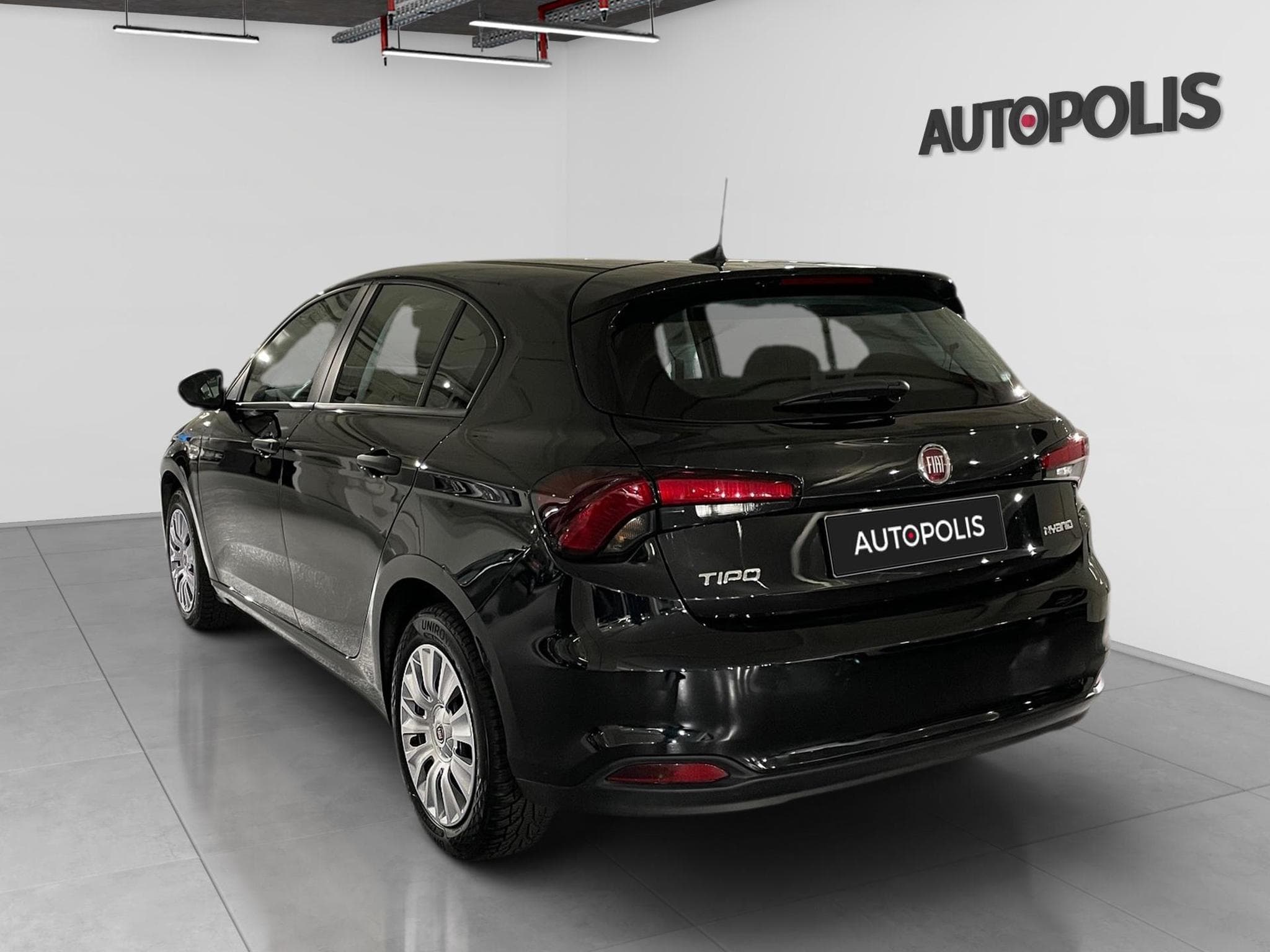 Fiat Tipo 1.5 HYBRIDE ESSENCE (2024) - Photo 18
